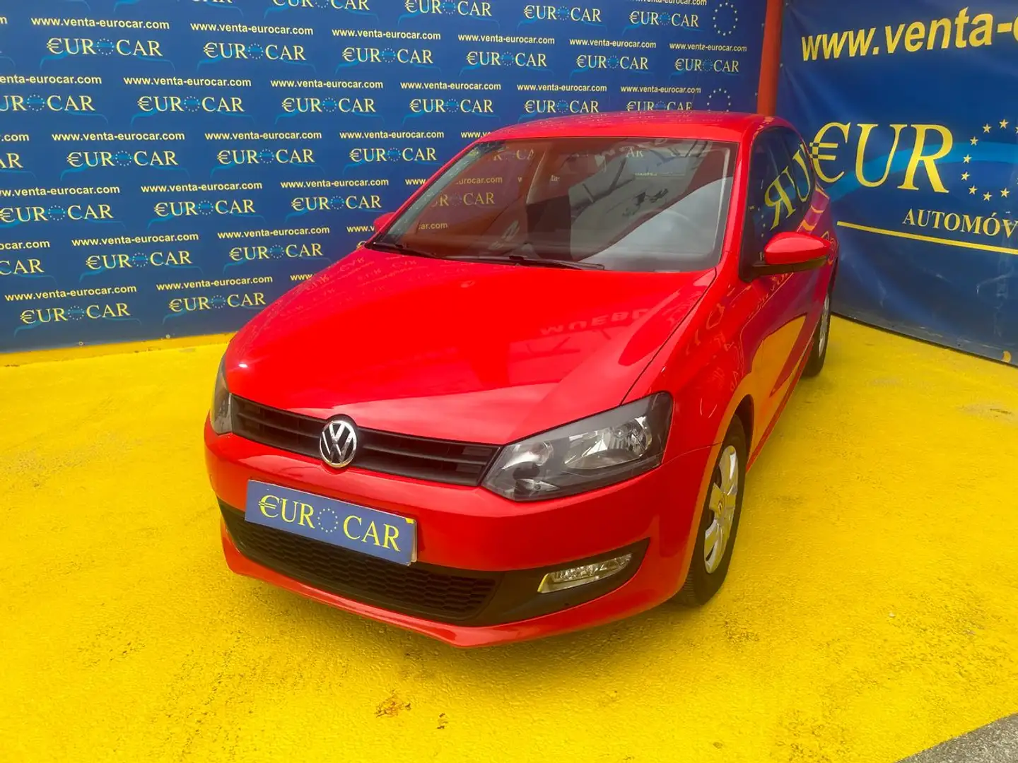Volkswagen Polo 1.2 Advance 60 Rouge - 2