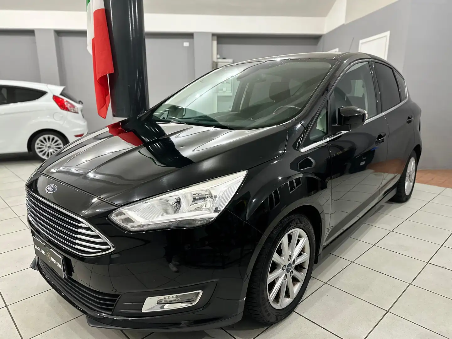 Ford C-Max C-Max III 2016 1.5 tdci Euro 6 Noir - 1