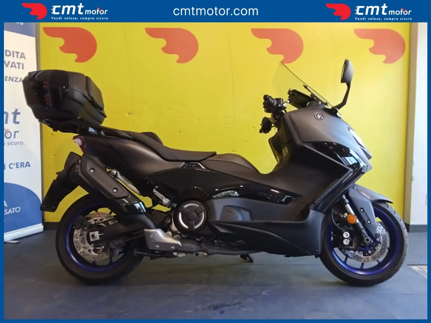 Yamaha T-Max 560 - 2