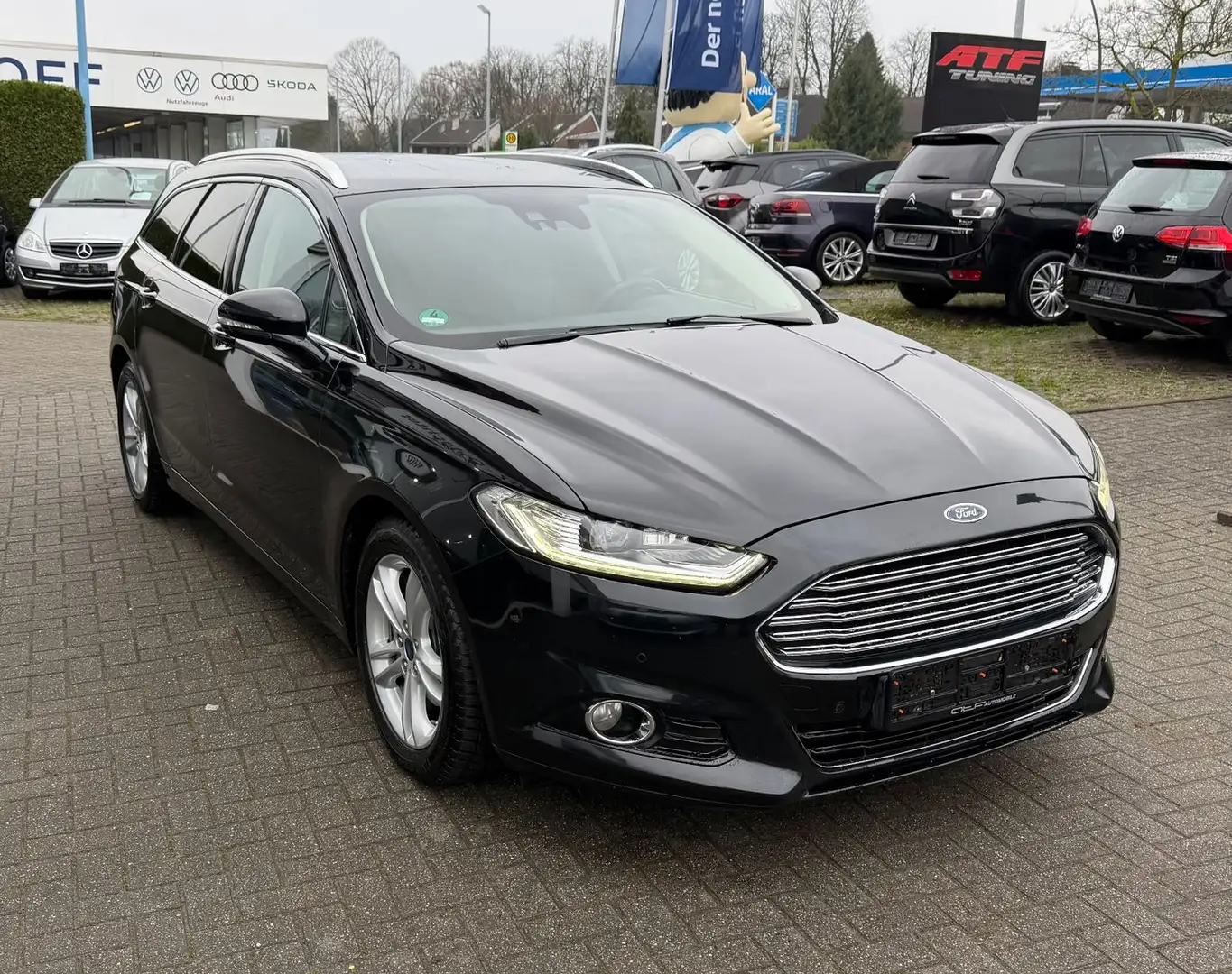 Ford Mondeo Turnier Titanium Чорний - 2