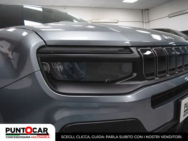 Jeep Avenger view 16