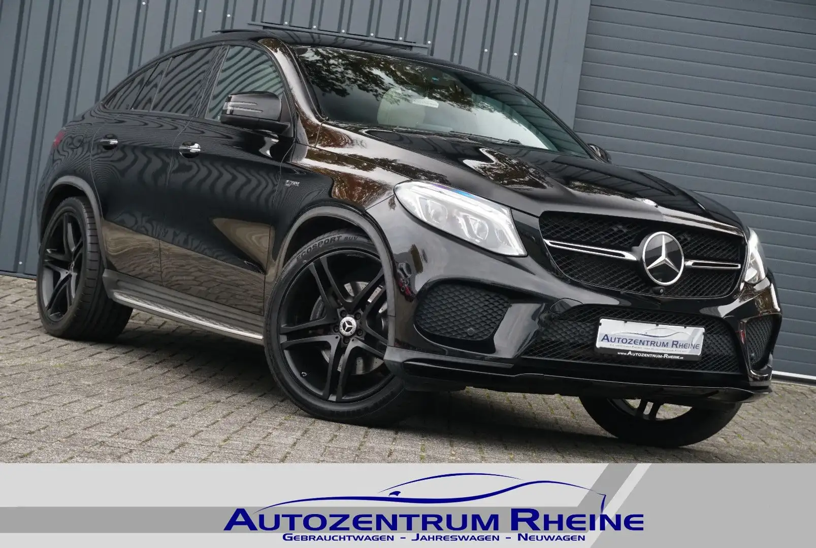 Mercedes-Benz GLE 43 AMG 4M Design Night PANO ACC 360° Keyless Schwarz - 1