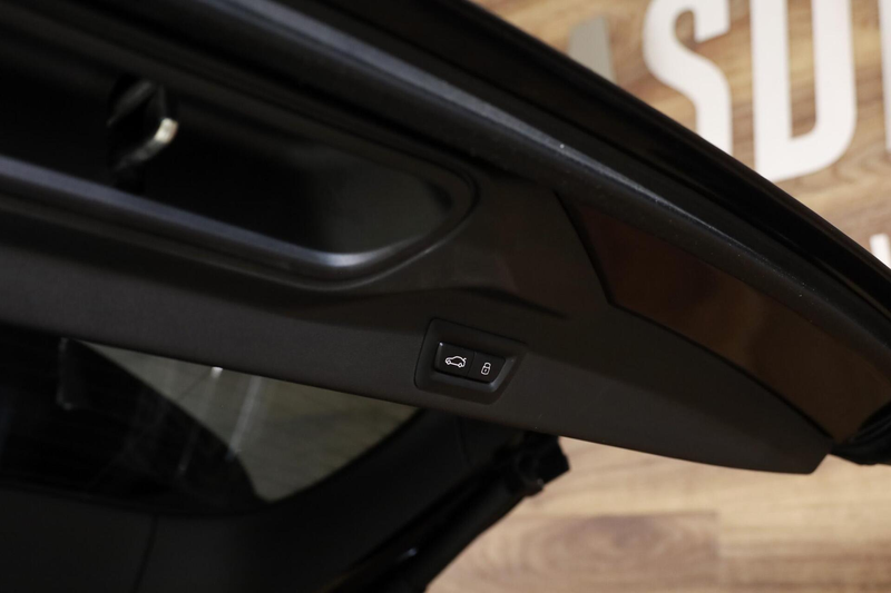 BMW X5 xDrive50e M-Sport|Individual|Skylounge|HUD|360|H&K — photo 40