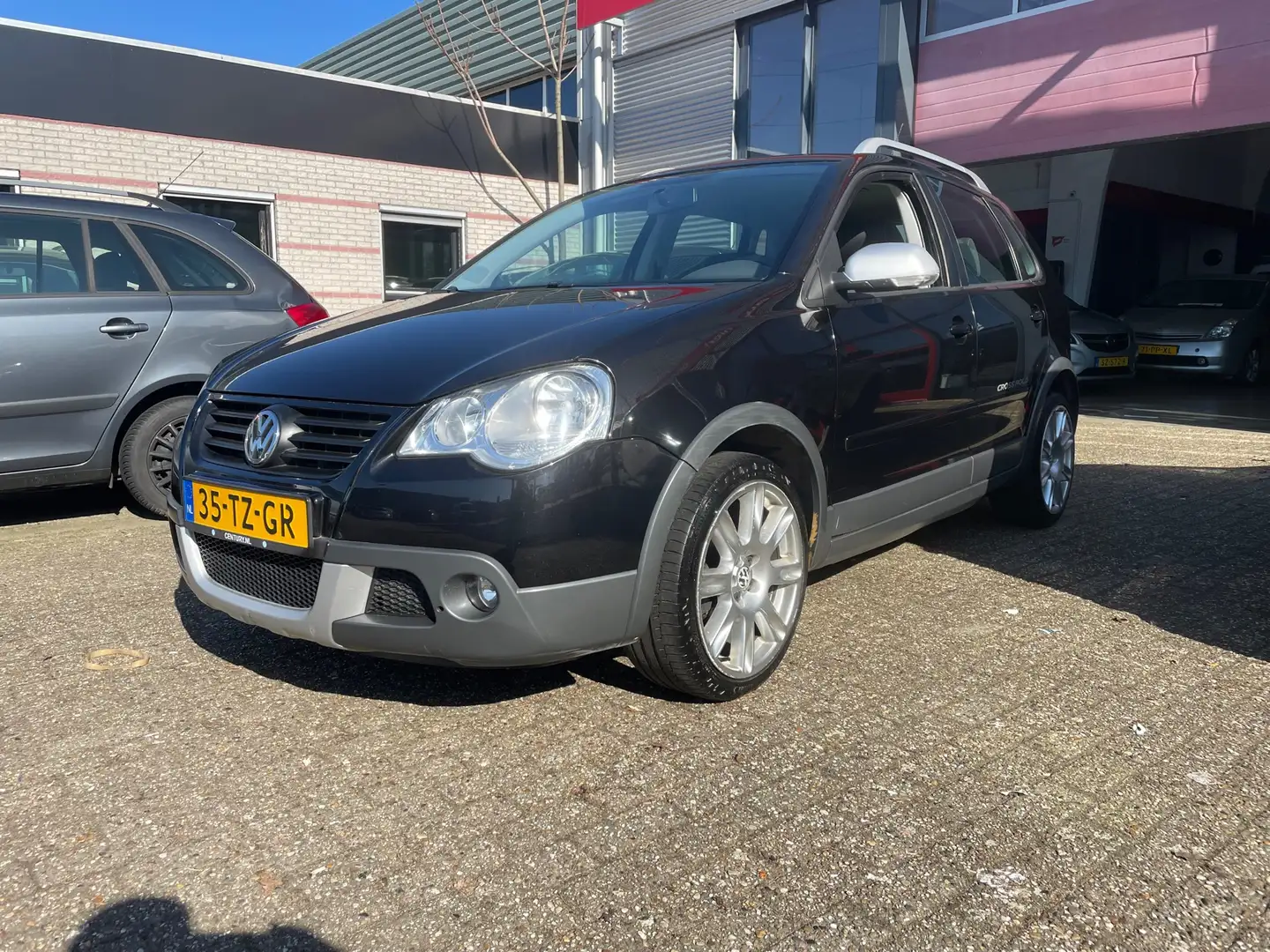 Volkswagen Polo Cross 1.6-16V nette auto Schwarz - 2