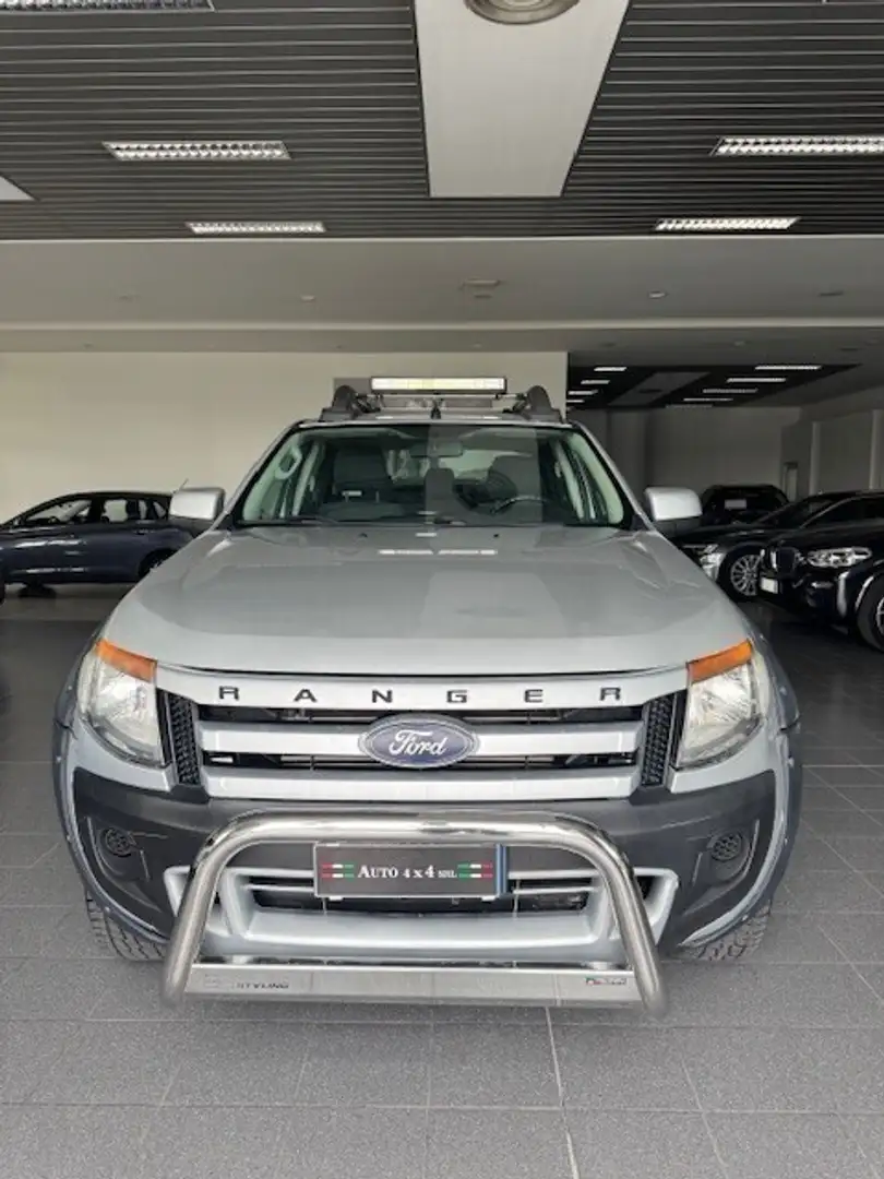 Ford Ranger 2.2 TDCi doppia cabina Limited 5pt. Argento - 2