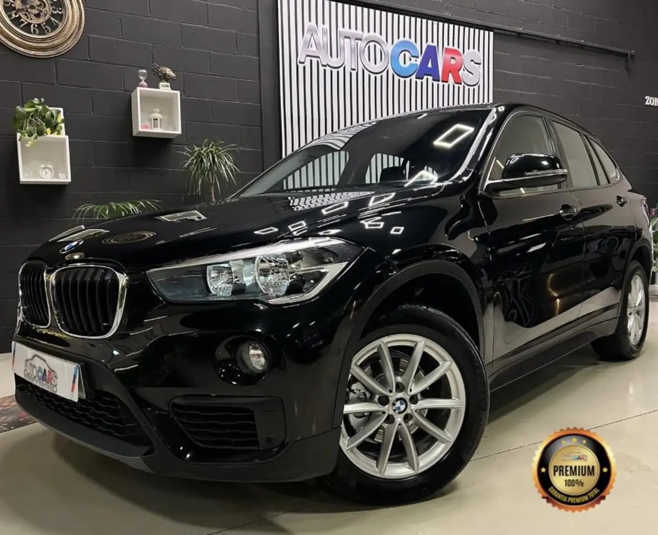 BMW X1 sDrive 16d Business Negro - 1