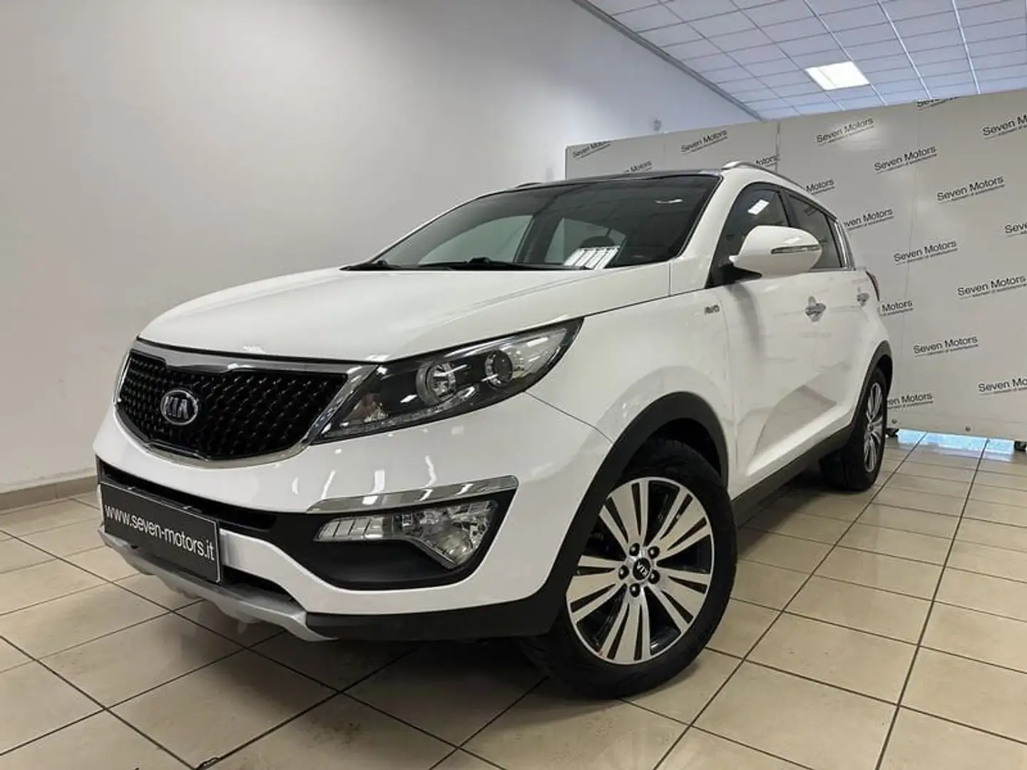 Kia Sportage 2.0 CRDI VGT AWD Feel Rebel Weiß - 1