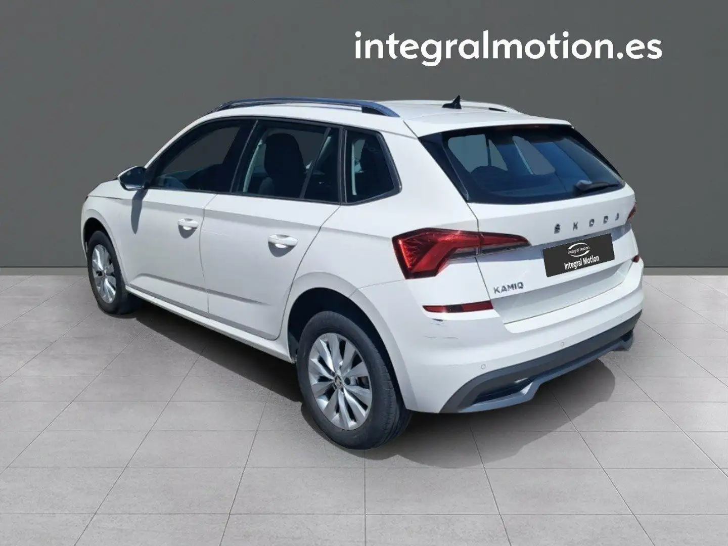 Skoda Kamiq 1.0 TSI Ambition 81kW DSG Blanco - 2