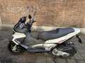 Aprilia SR Max 300 - thumbnail 2