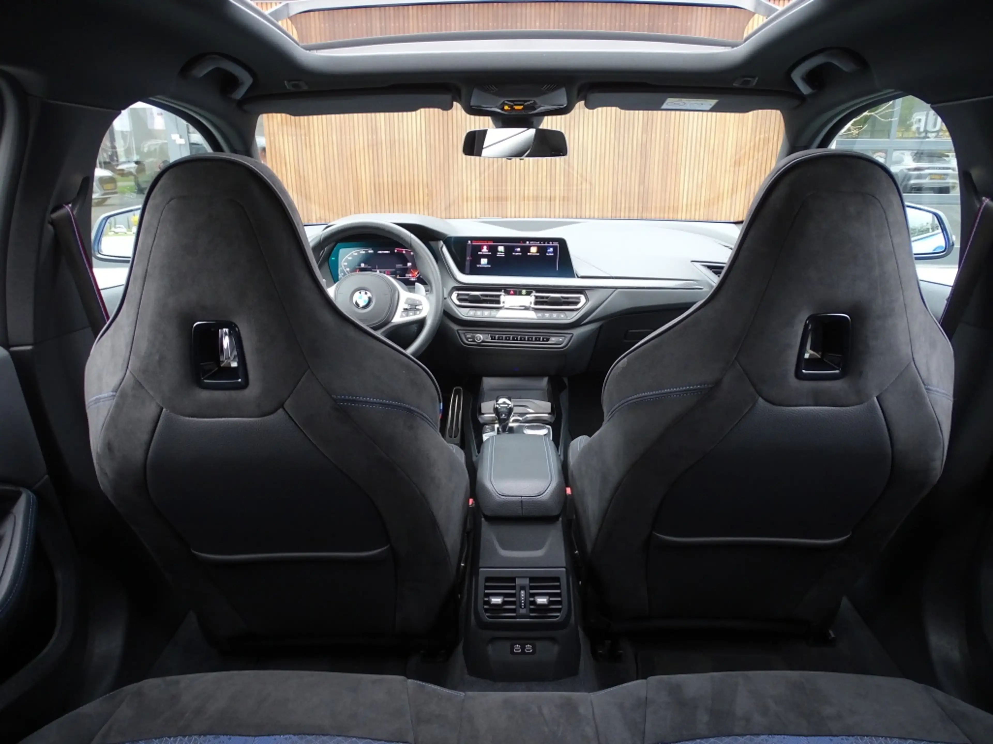 BMW 135 1-serie M135i 306PK xDrive M-sport / Individual / — photo 12