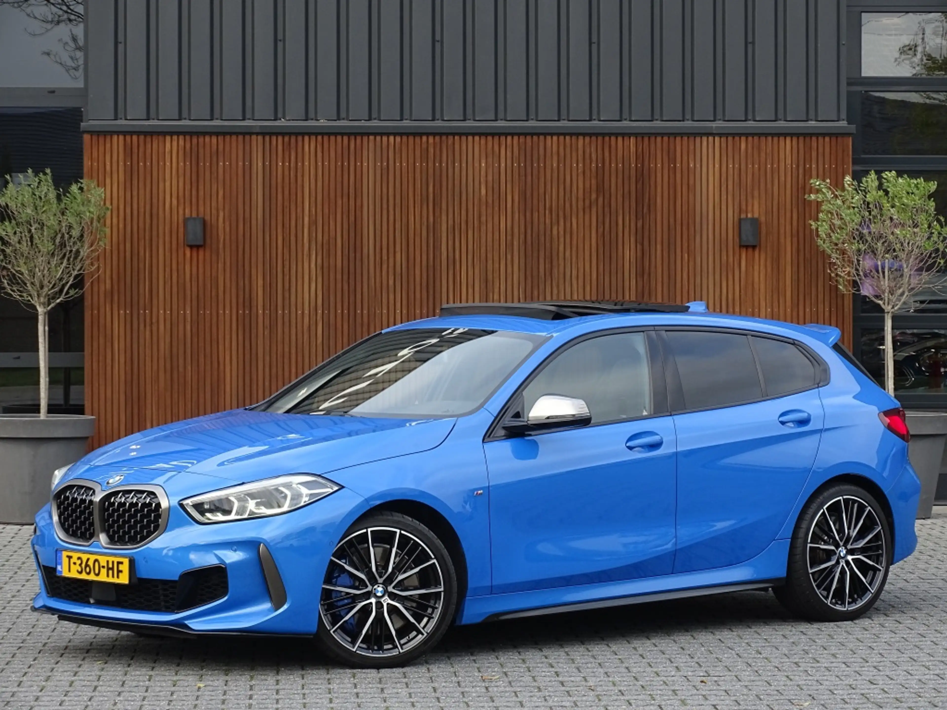 BMW 135 1-serie M135i 306PK xDrive M-sport / Individual / — photo 9