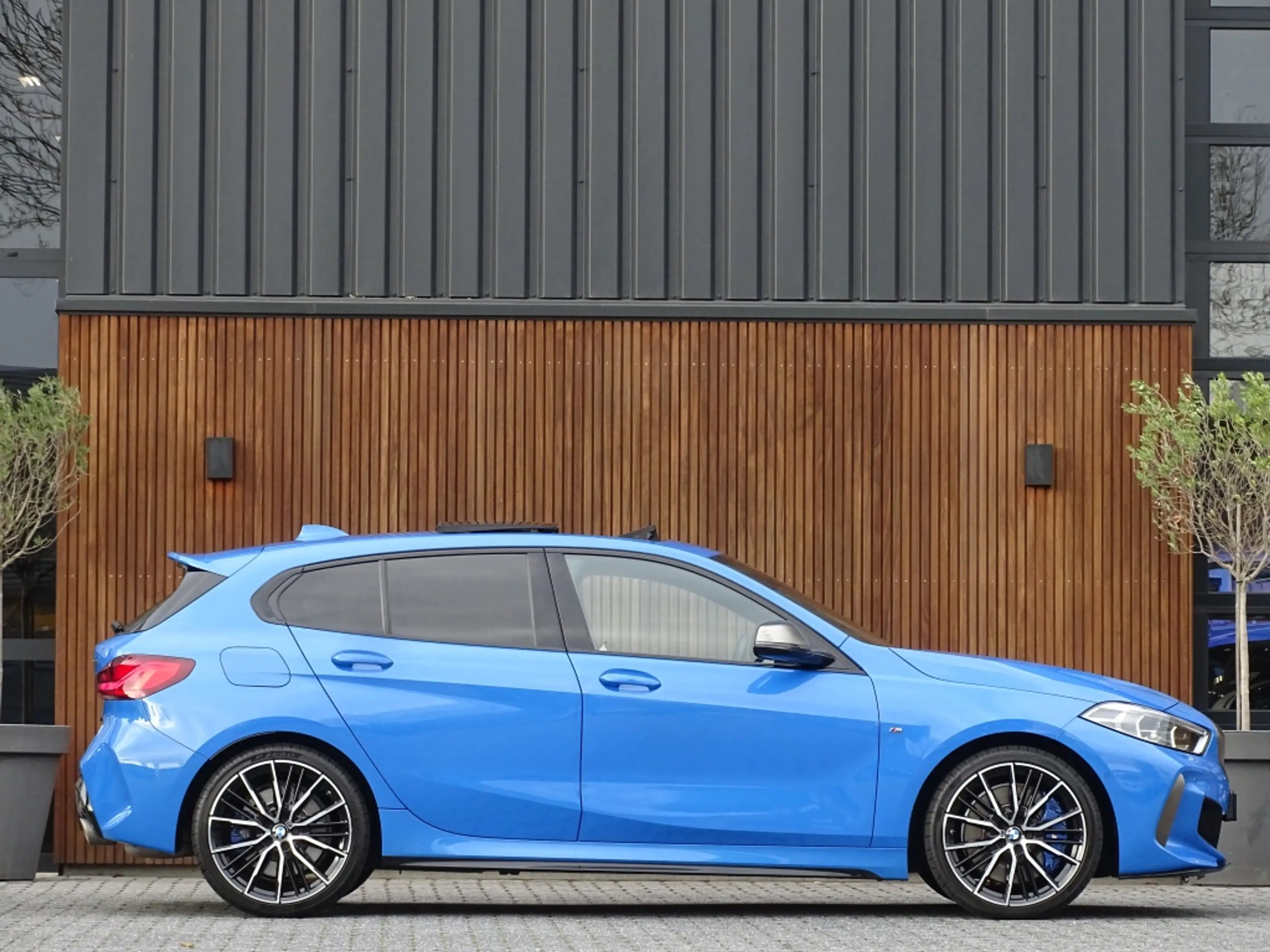 BMW 135 1-serie M135i 306PK xDrive M-sport / Individual / — photo 3