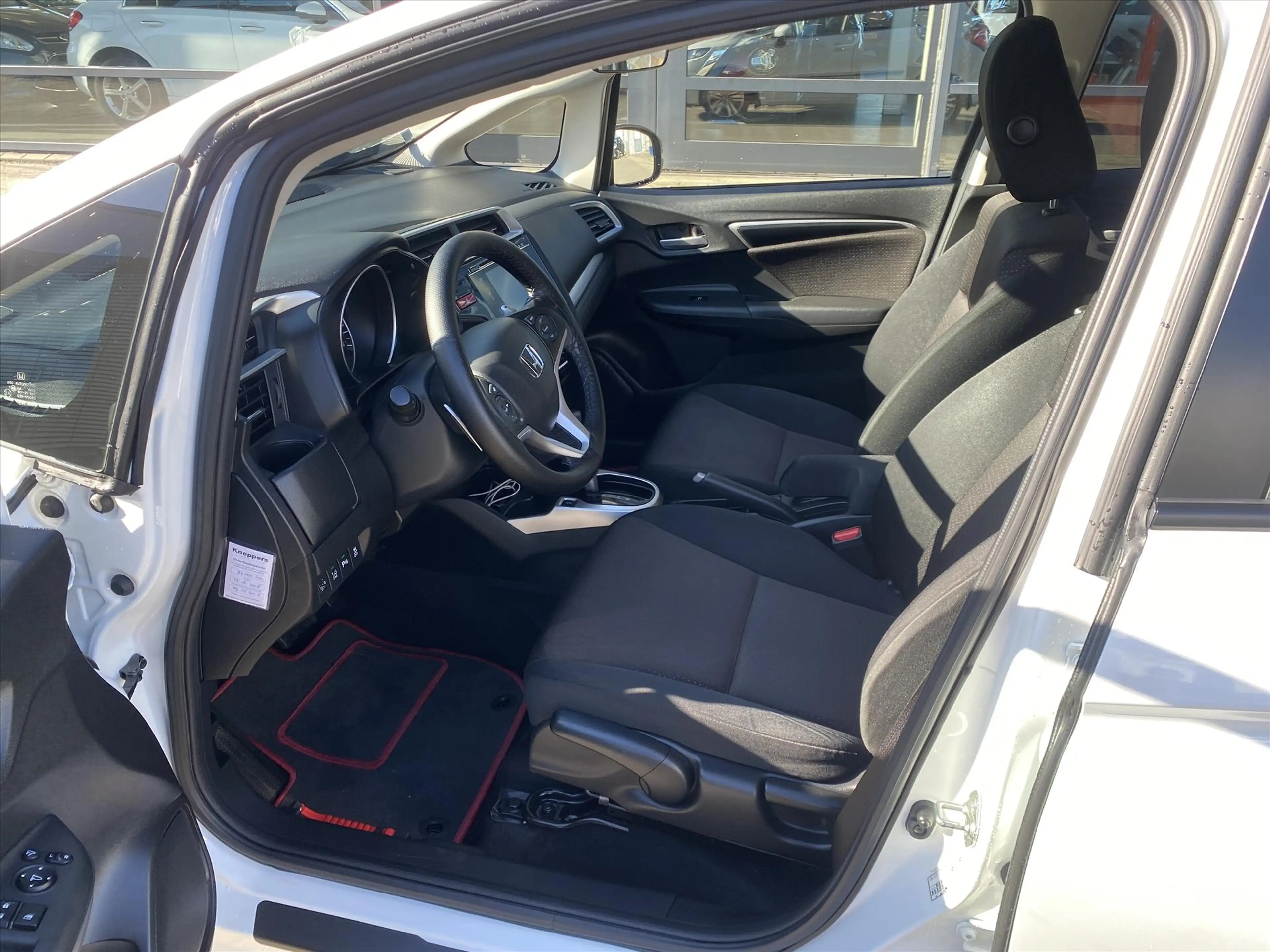 Honda Jazz 1.3 i-VTEC 102pk CVT Elegance — photo 15