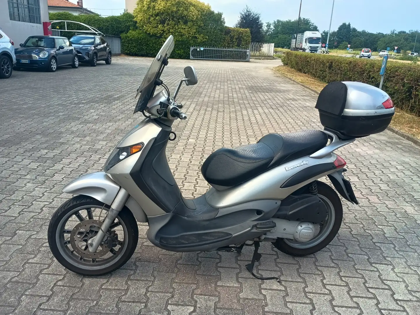 Piaggio Beverly 200 Argento - 1