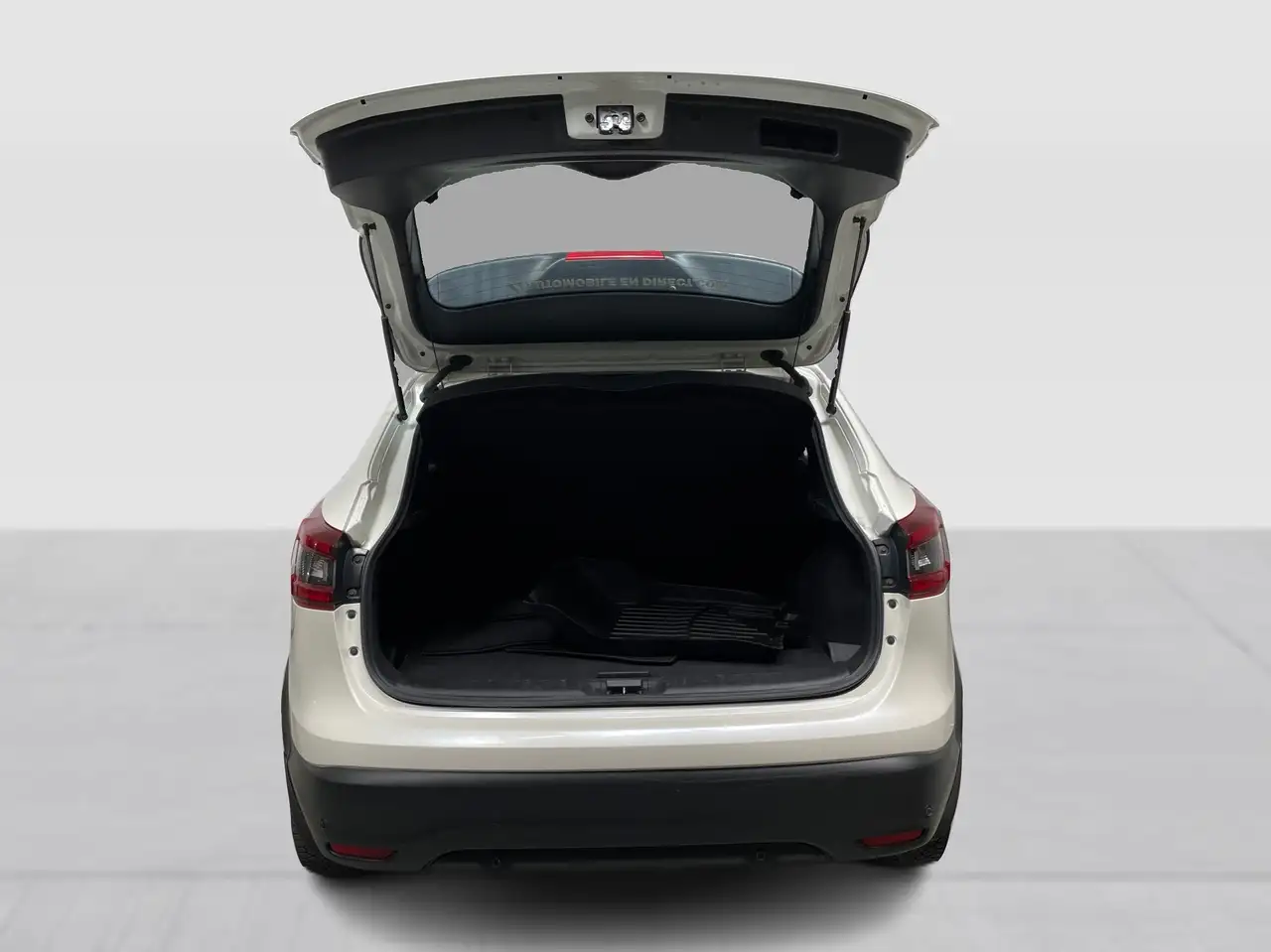Nissan Qashqai снимка Nissan Qashqai