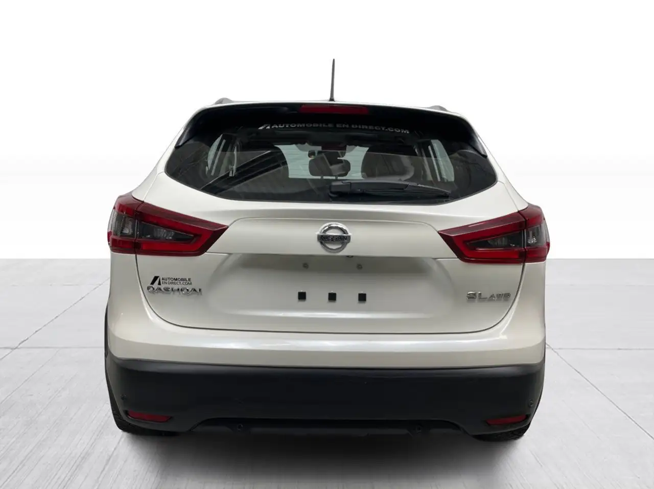 Nissan Qashqai снимка Nissan Qashqai