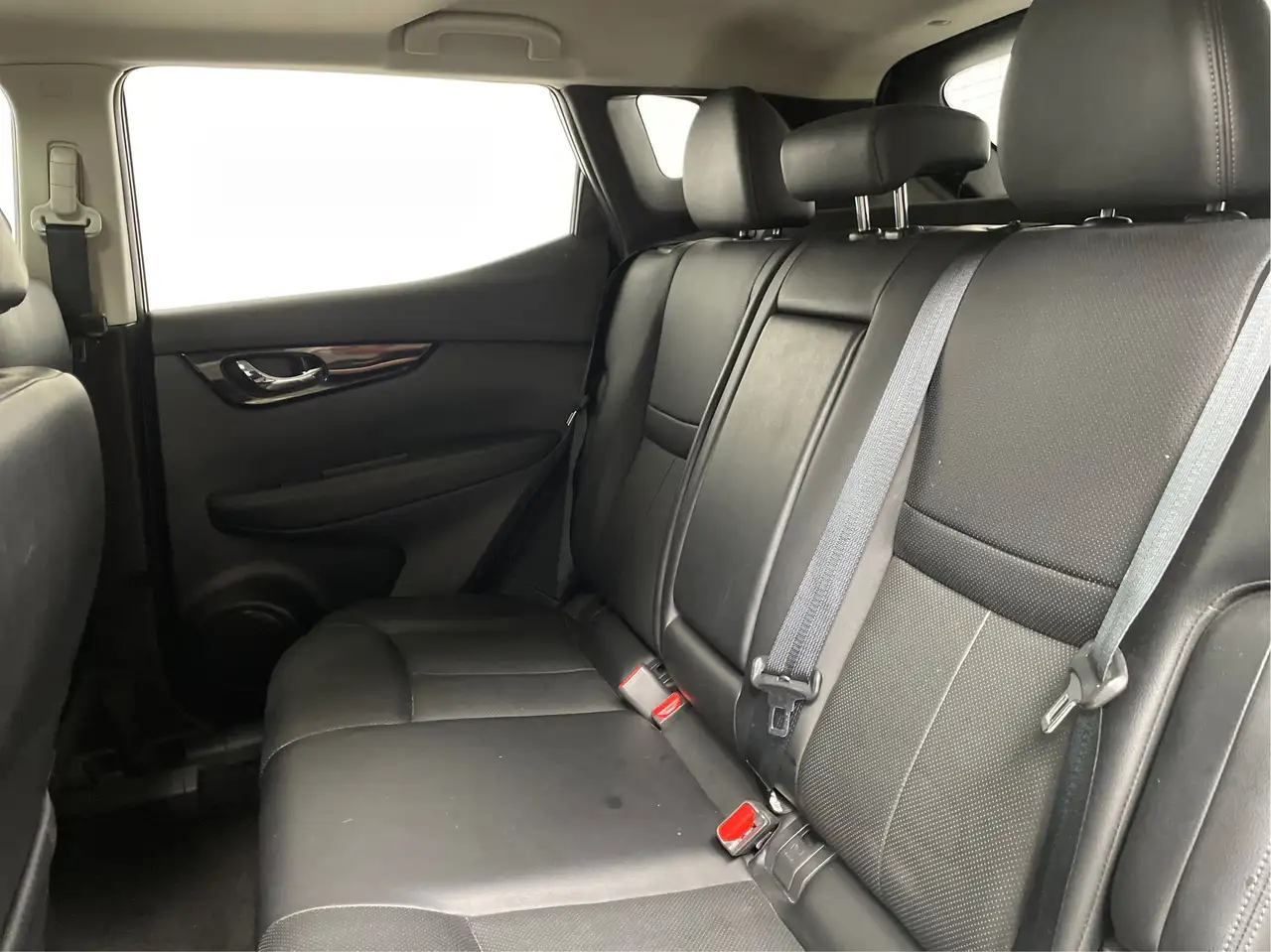 Nissan Qashqai снимка Nissan Qashqai