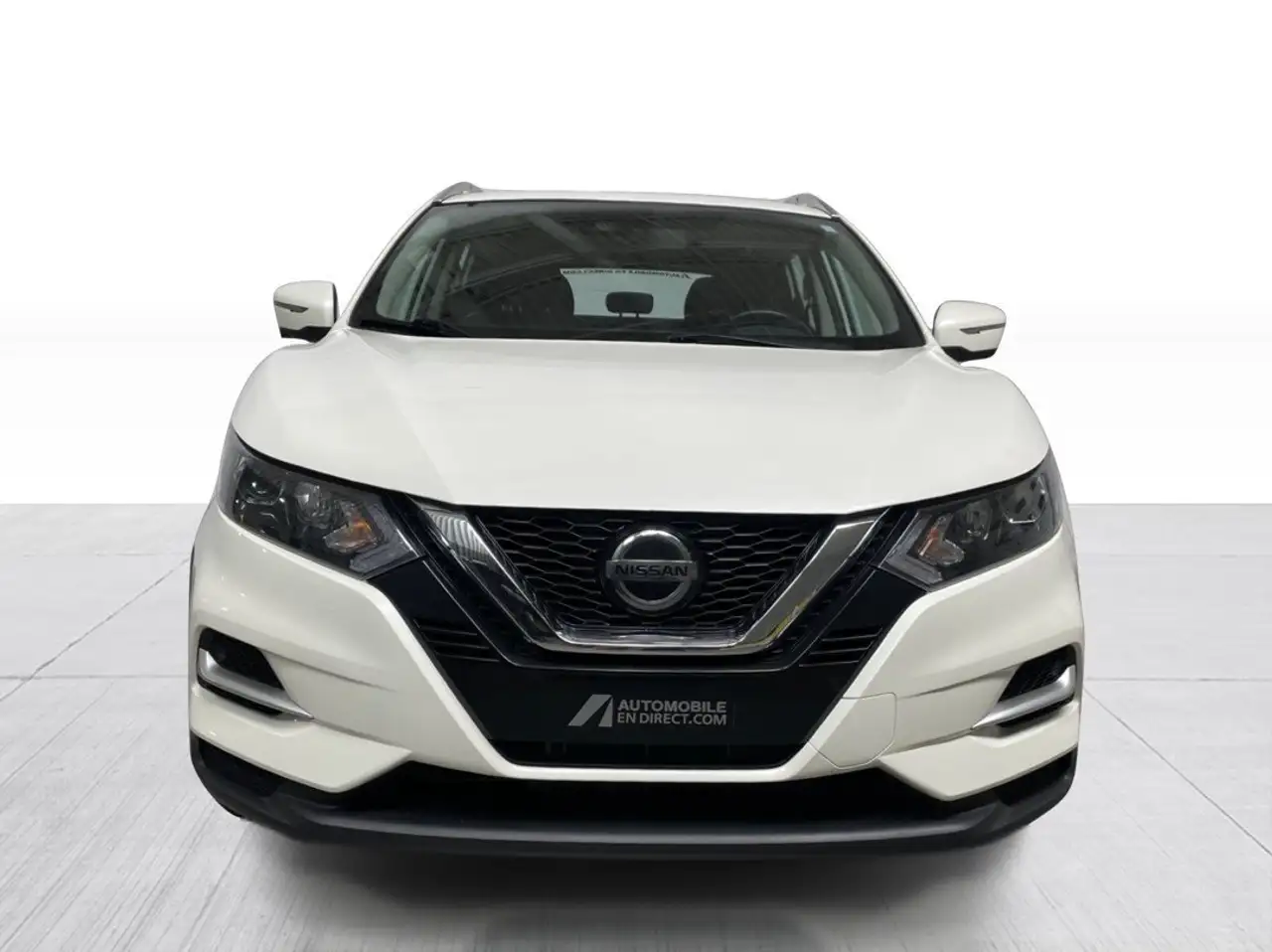 Nissan Qashqai снимка Nissan Qashqai