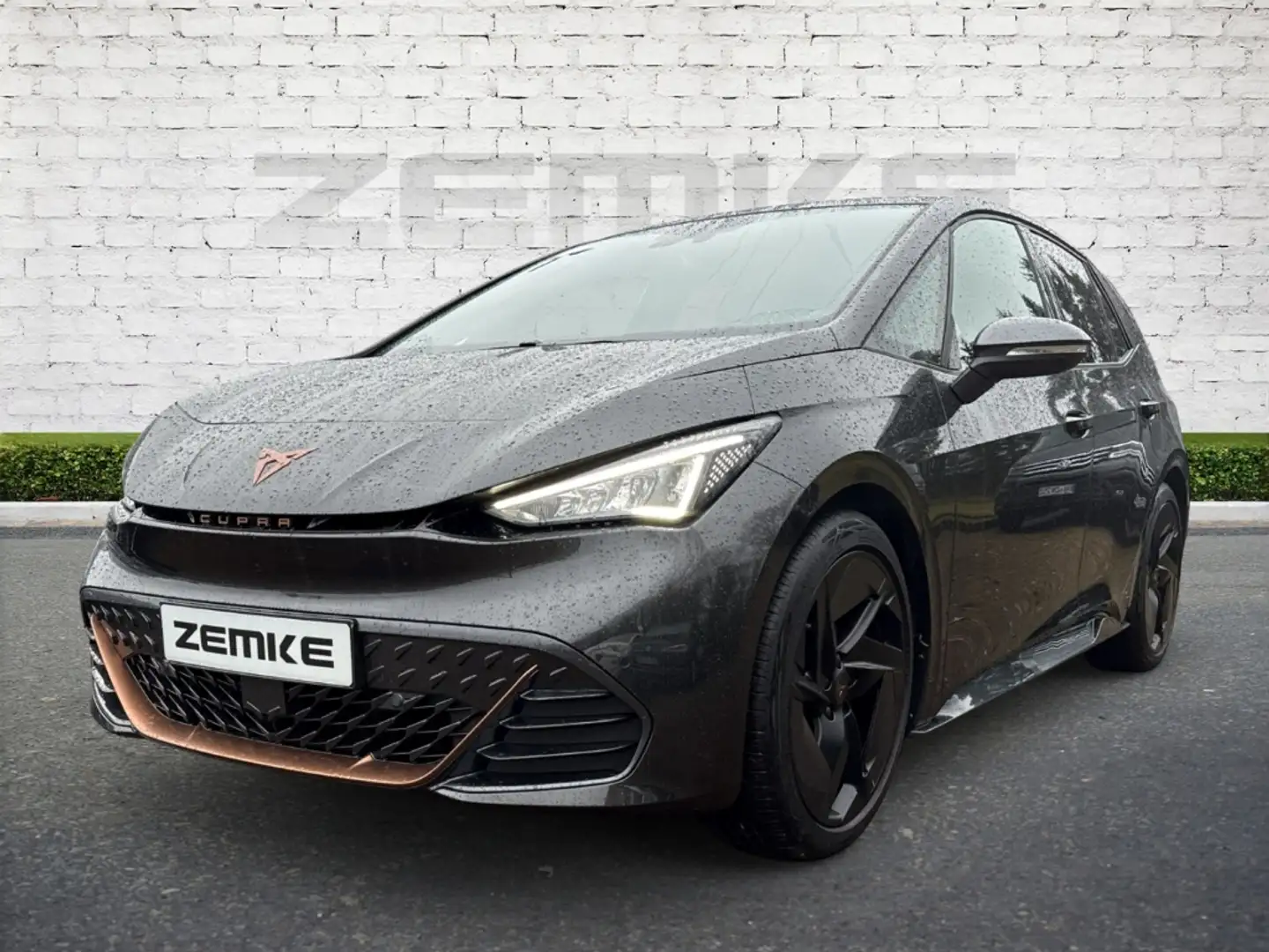 CUPRA Born HUD AD Panorama Navi Digitales Cockpit Soundsystem Grau - 2