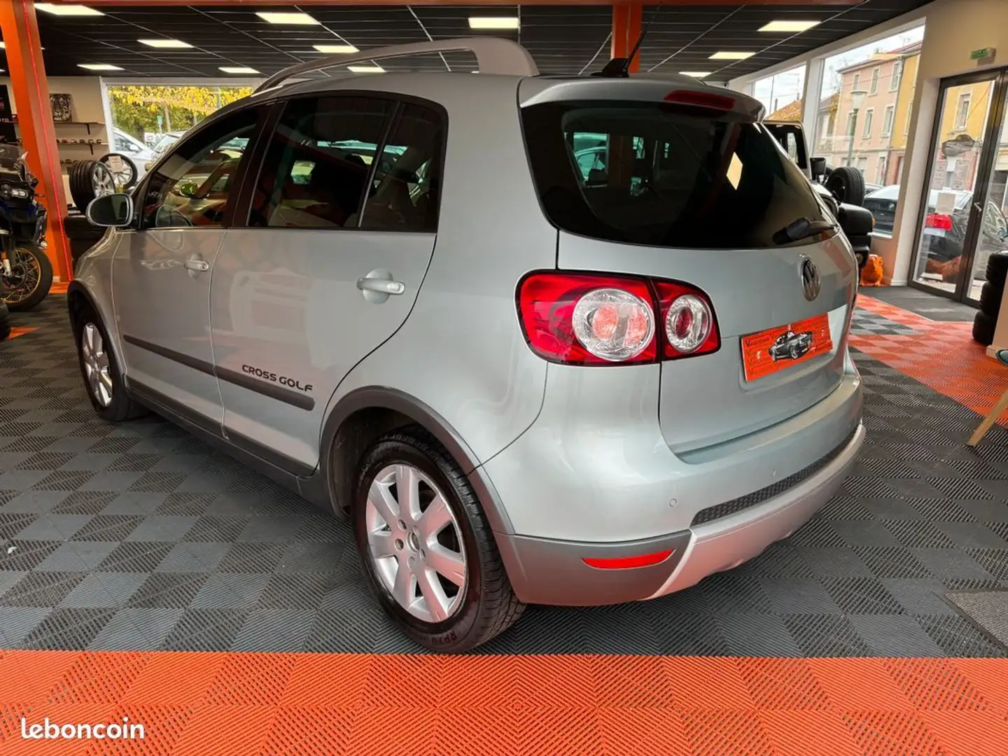 Volkswagen Golf Plus Pack CROSS 2.0 TDI 140 cv - 2