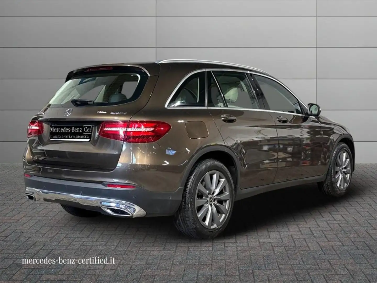 Mercedes-Benz GLC 250 d 4Matic Exclusive Brown - 2