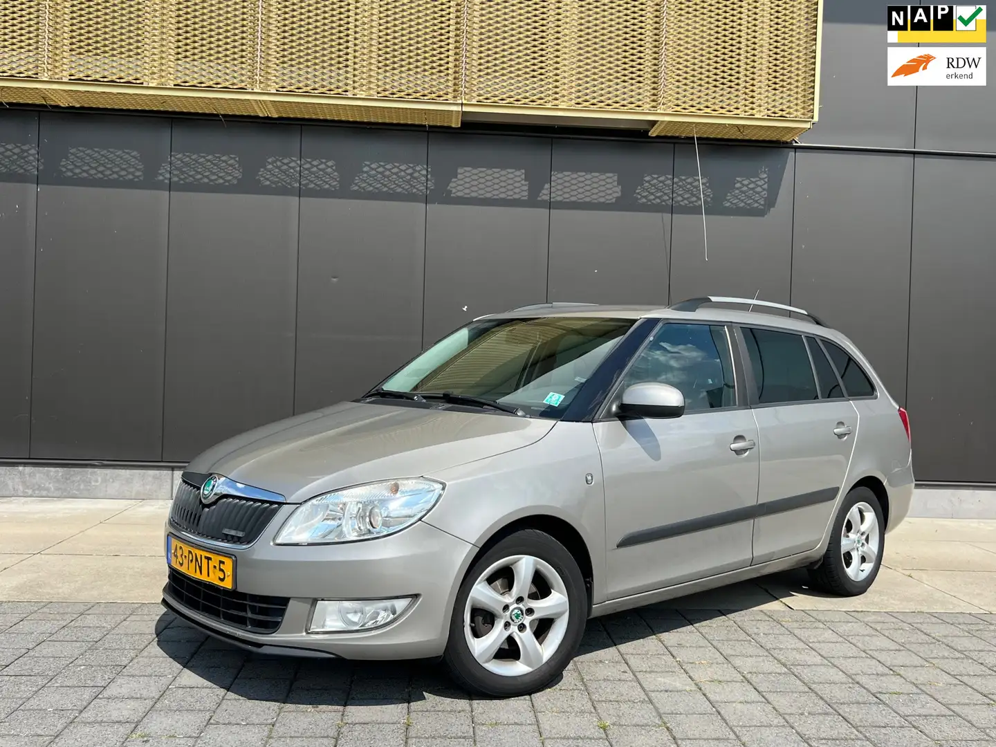 Skoda Fabia Combi 1.2 TDI Greenline|Navi|Airco|Cruise|Trekh.|A Beige - 1