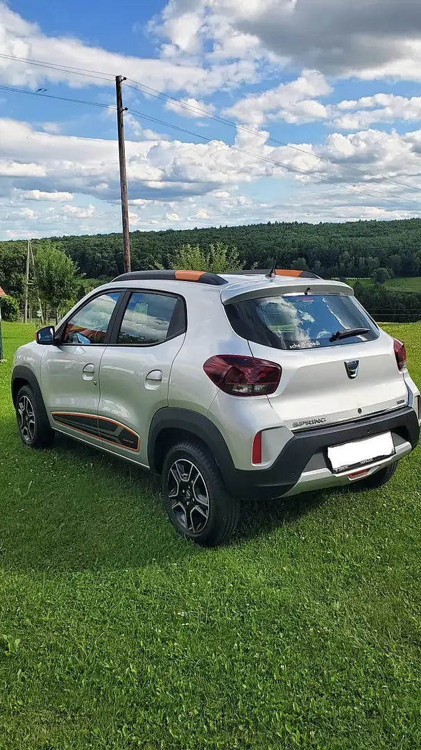 Dacia Spring Comfort Plus Gris - 2