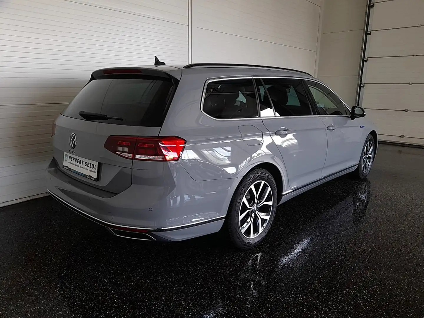 Volkswagen Passat Variant GTE 1,4 e-Hybrid DSG *STANDHZG / LED & FERNLICH... Grau - 2