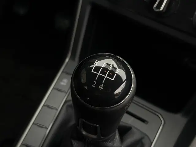 Volkswagen Polo view 15