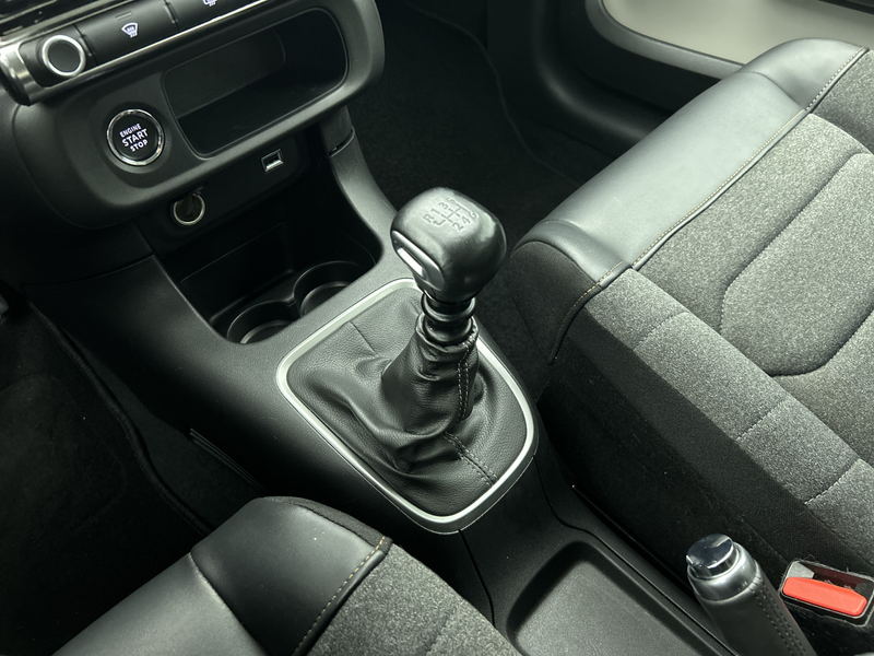 Citroen C3 1.5 HDi 102PK Shine / Distributie riem Vervangen b — photo 36