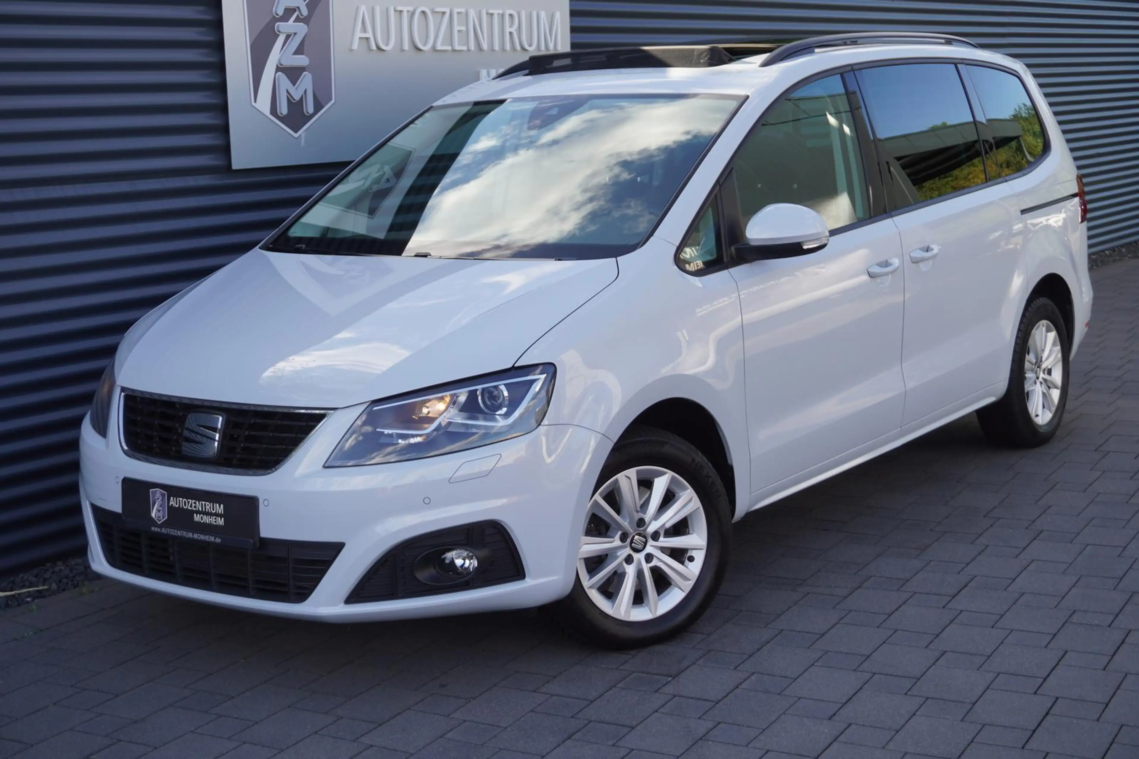 SEAT Alhambra 1.4 TSI STYLE|7-SITZER|KAMERA|APPLE|DAB