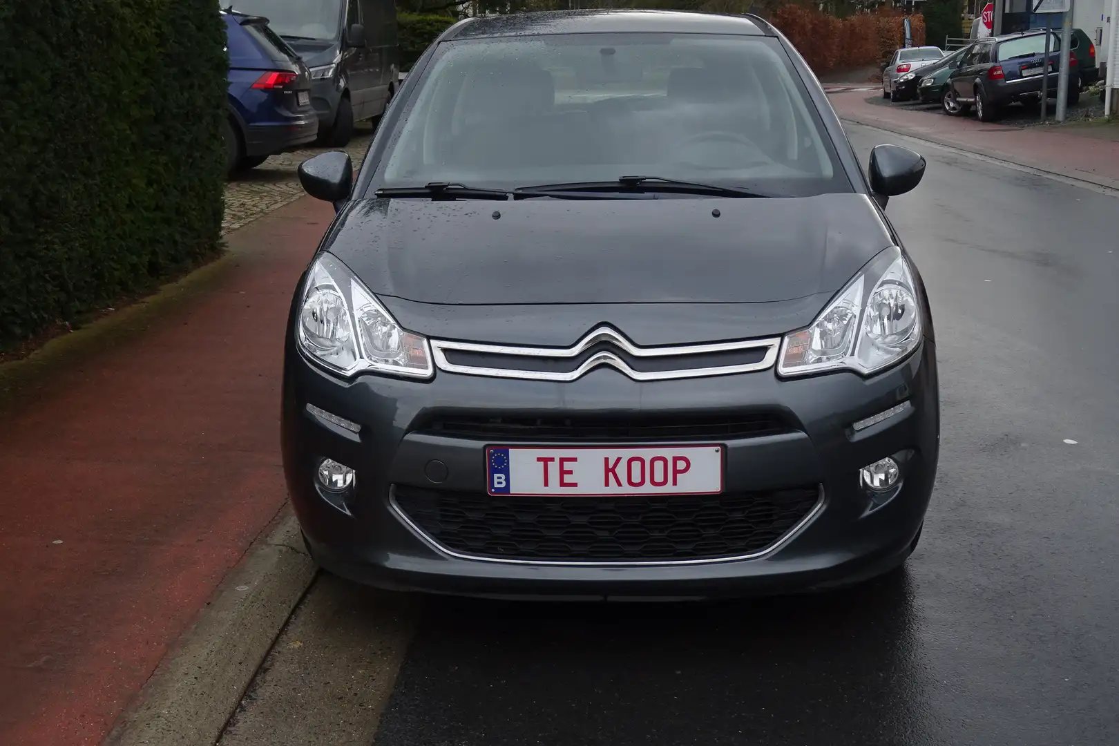 Citroen C3 C3 1.0 PureTech Attraction Grau - 2