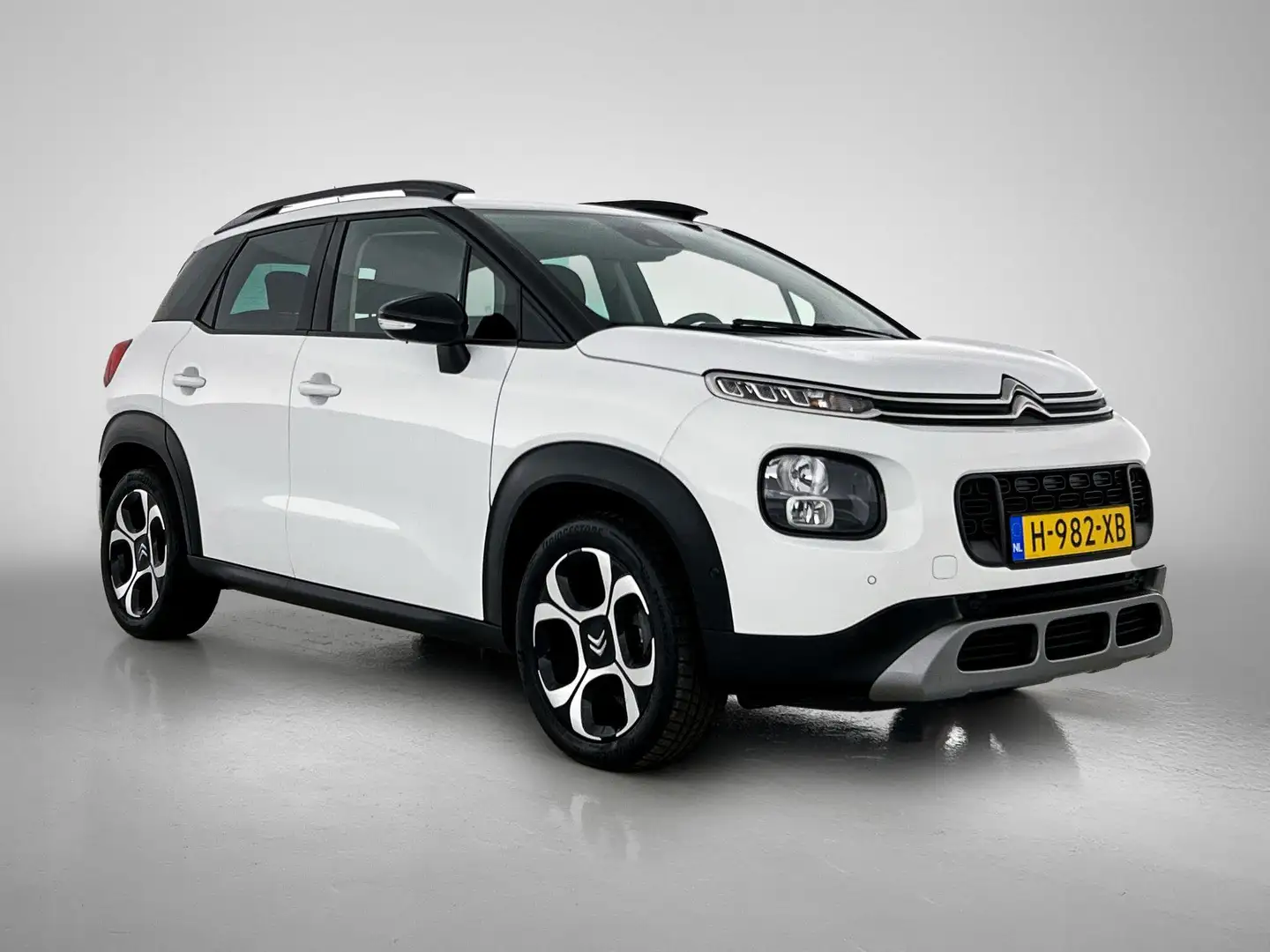 Citroen C3 Aircross SUV Shine 110pk | Navigatie | Achteruitrijcamera | Weiß - 2