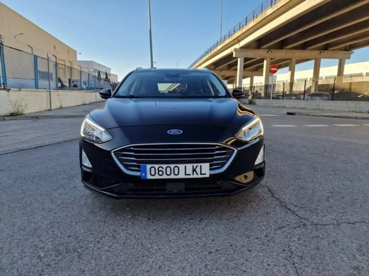 Ford Focus Ford Focus Sportbreak 1.5 TDCi E6 120 TITANIUM Negro - 2