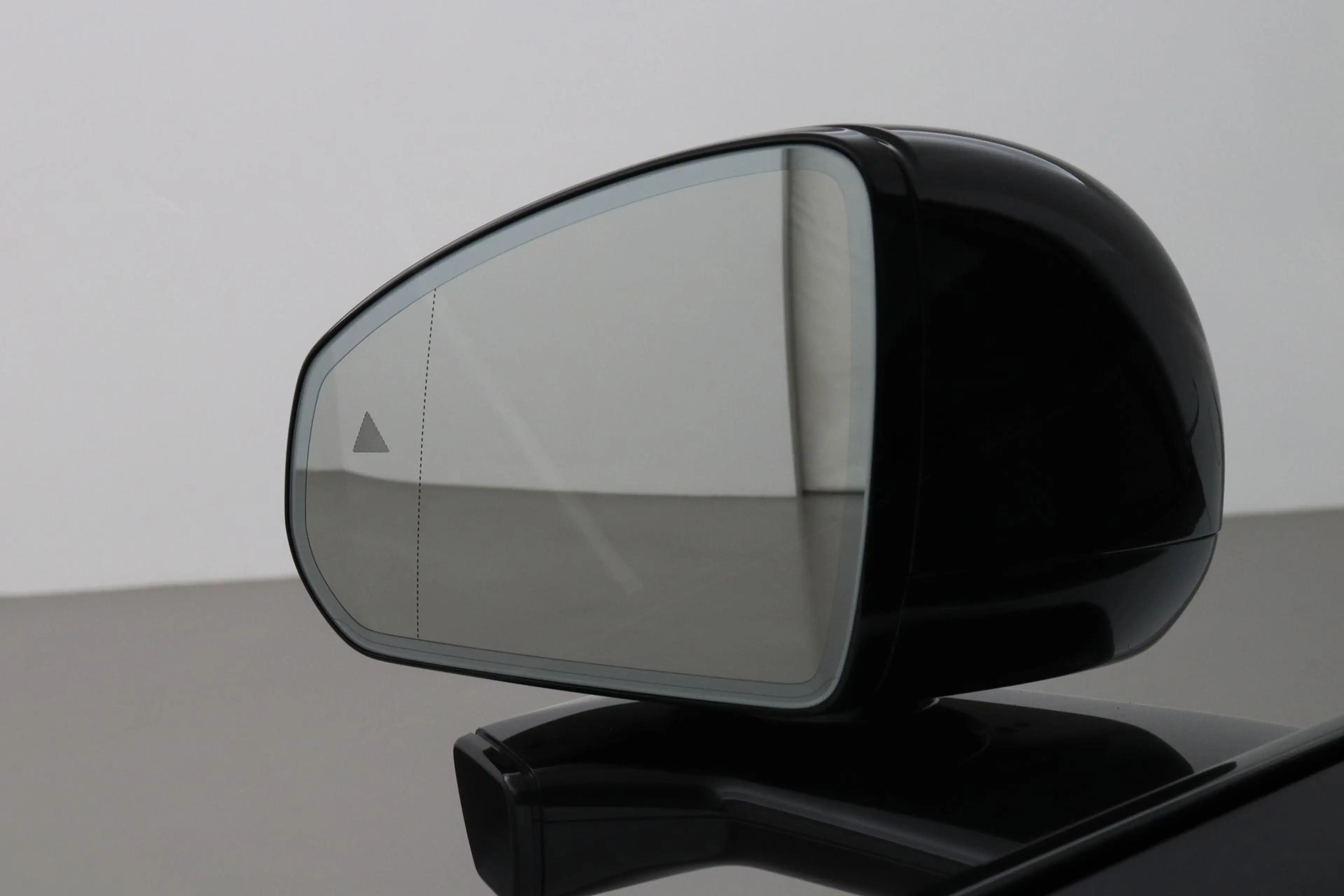 Volvo ES90 Single Motor Extended Range Plus 92 kWh | FACELIFT — photo 38