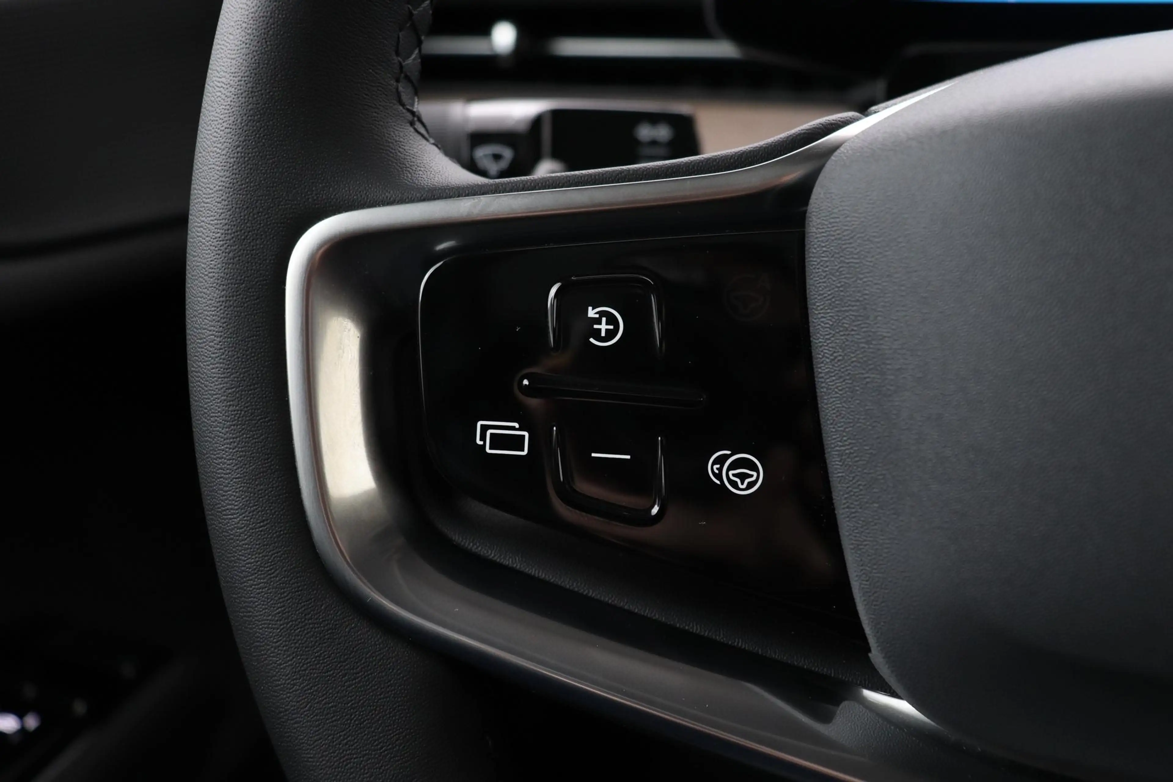 Volvo ES90 Single Motor Extended Range Plus 92 kWh | FACELIFT — photo 33