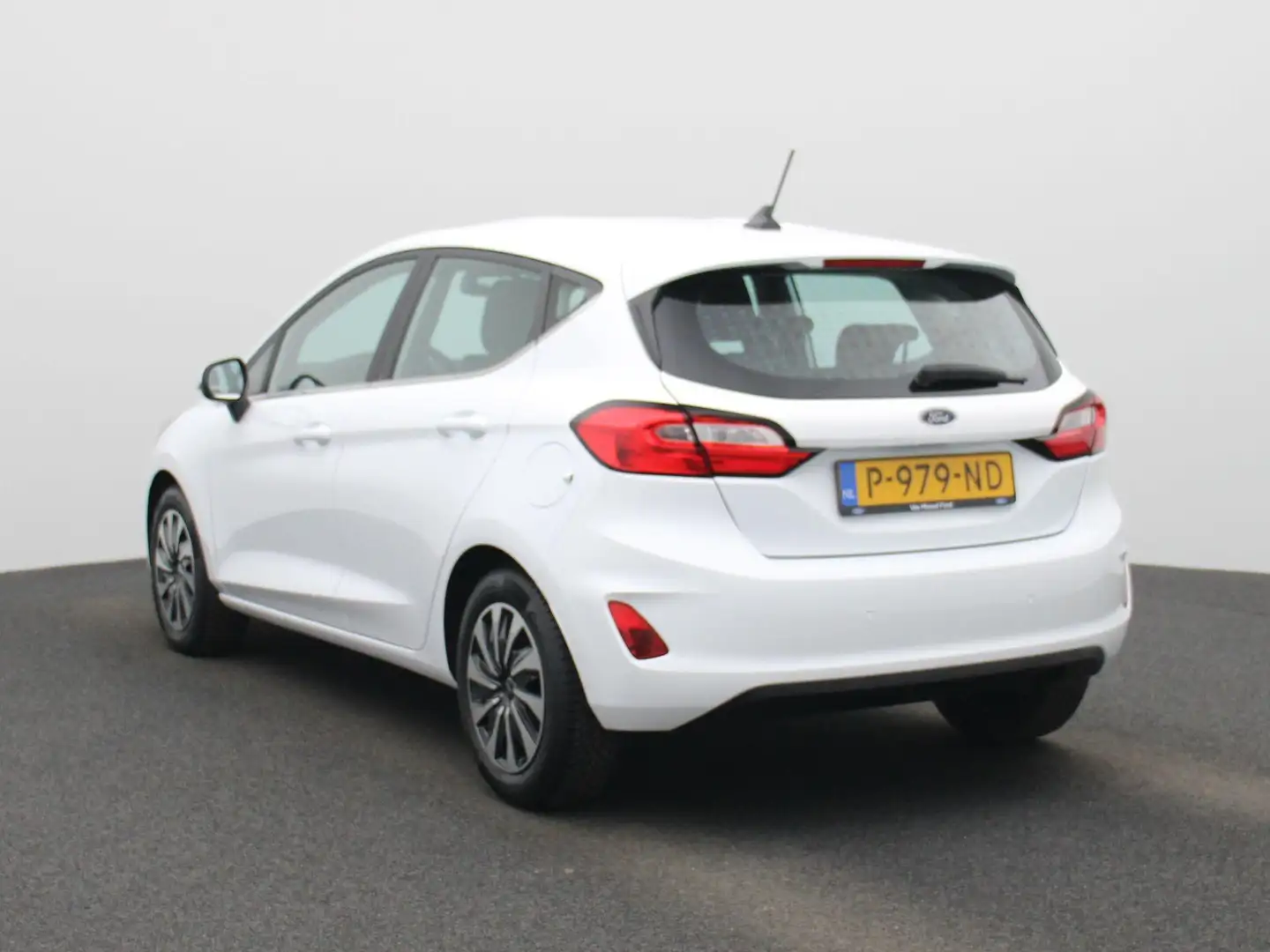 Ford Fiesta 1.0 EcoBoost Hybrid Titanium | Navigatie | Parkeer Wit - 2