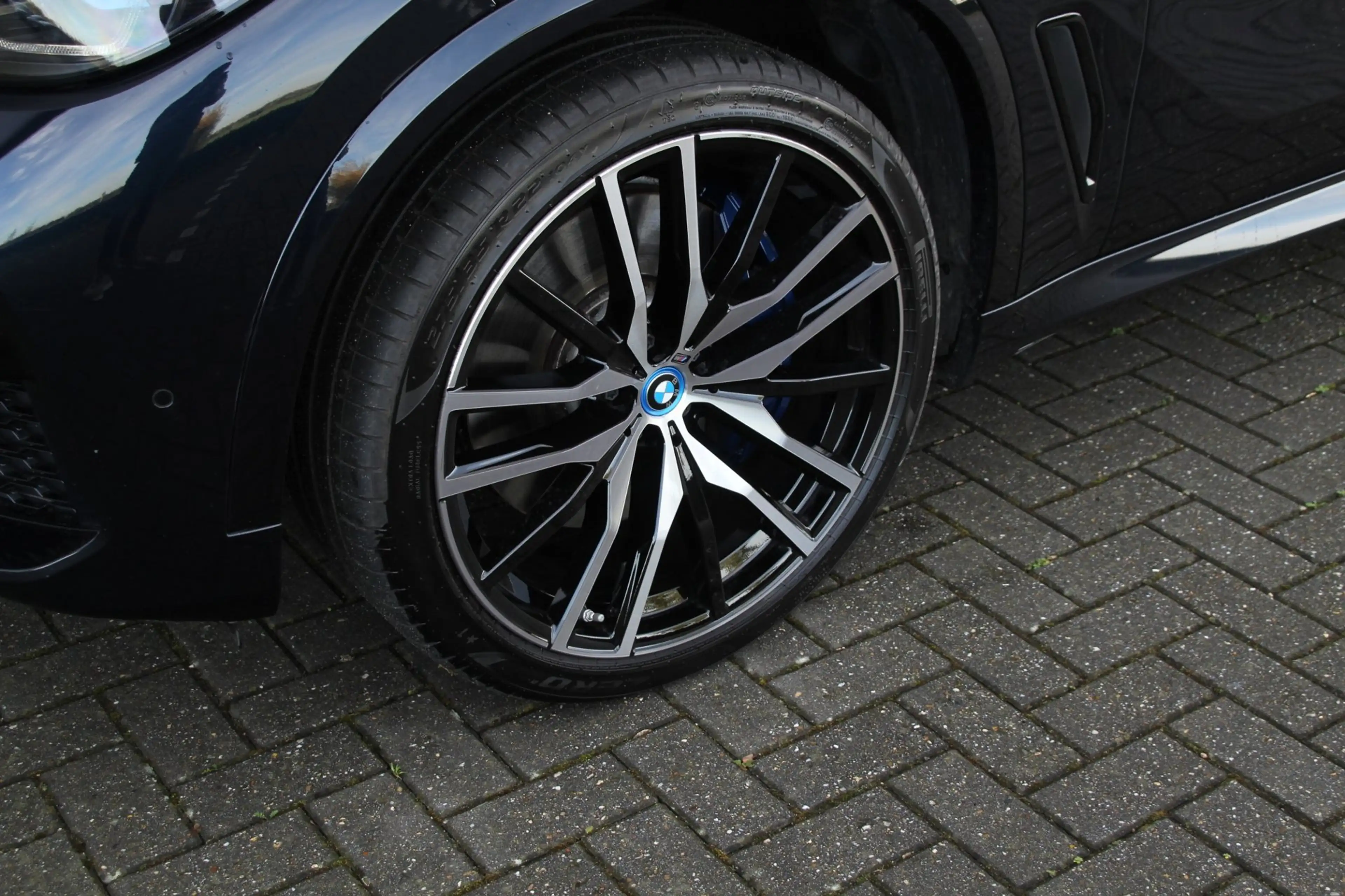BMW X5 XDrive45e High Executive | M | Apple carplay | Pan — photo 10