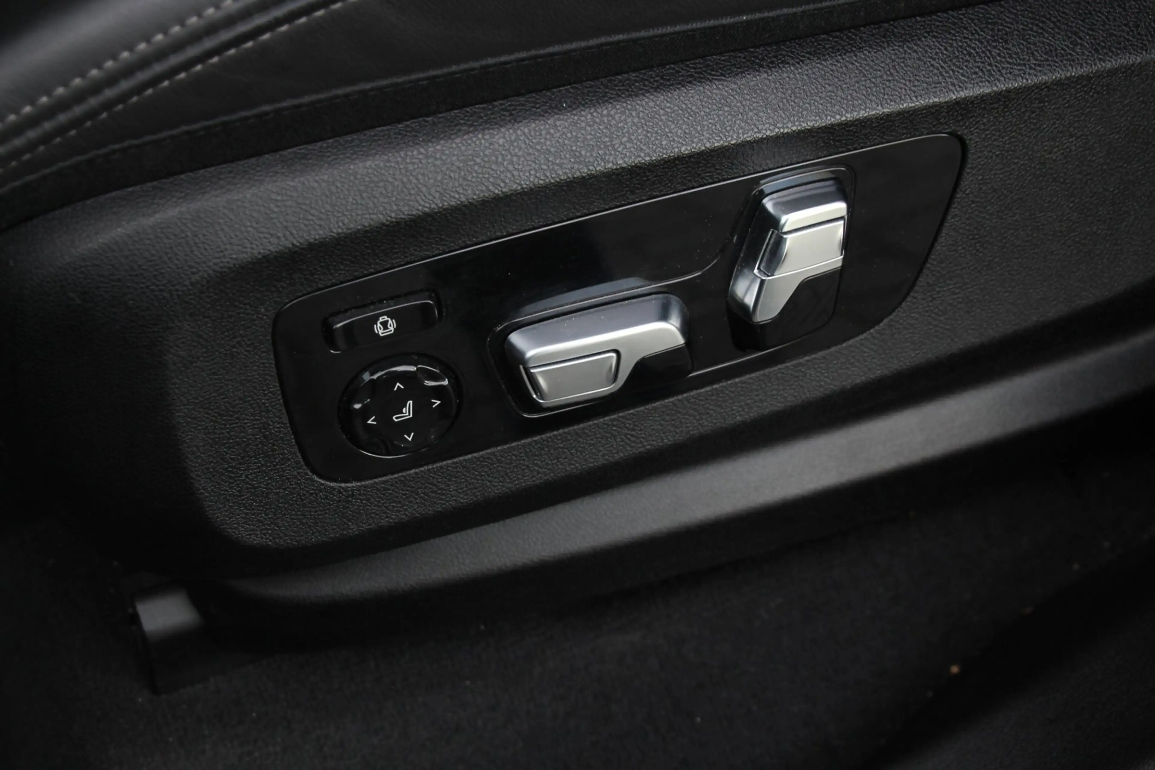 BMW X5 XDrive45e High Executive | M | Apple carplay | Pan — photo 14