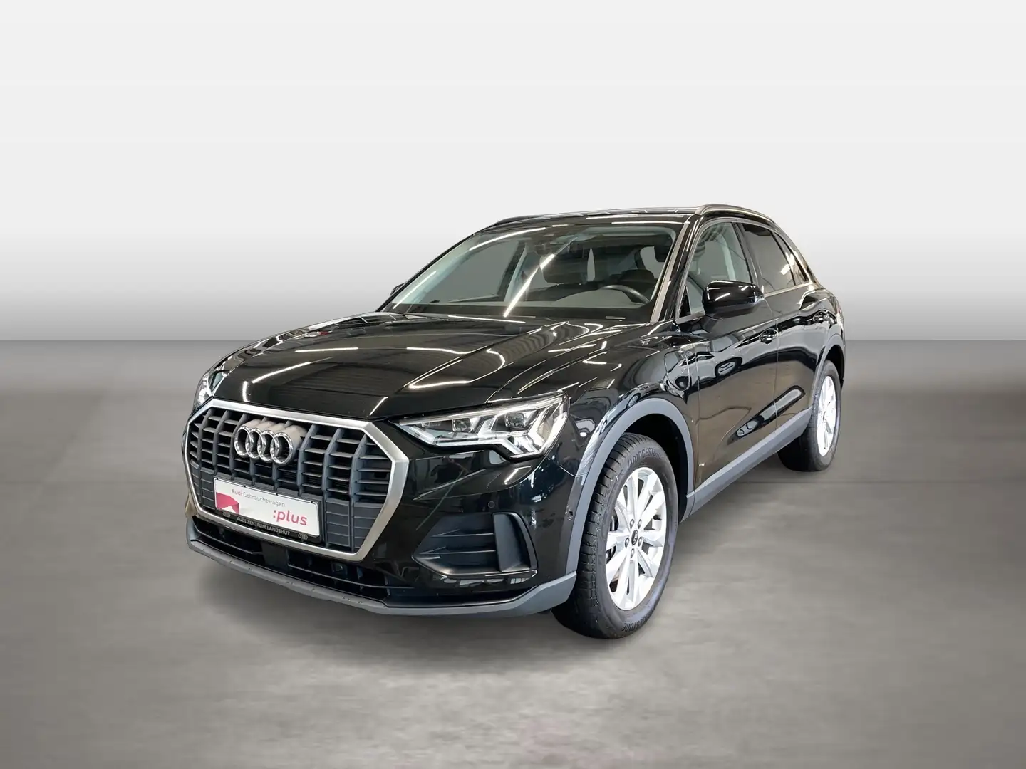 Audi Q3 45 TFSI e S tronic ACC AHK SpurH el.Heck LM Schwarz - 2