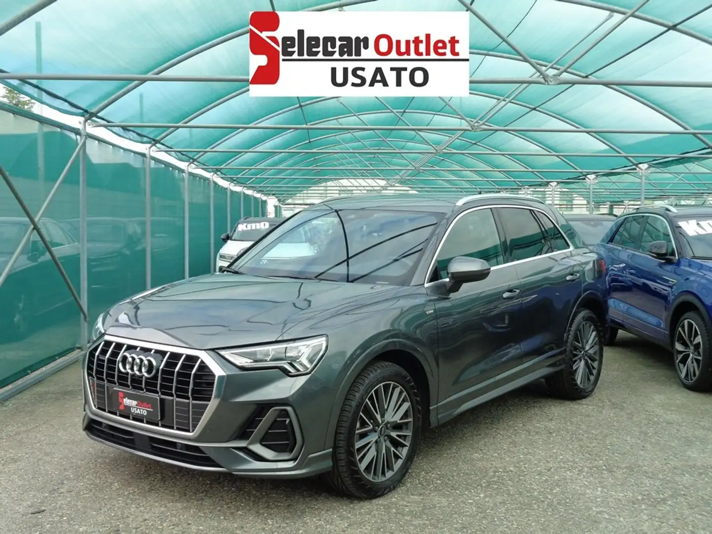 Audi Q3 35 TDI quattro S tronic S line edition Grau - 1