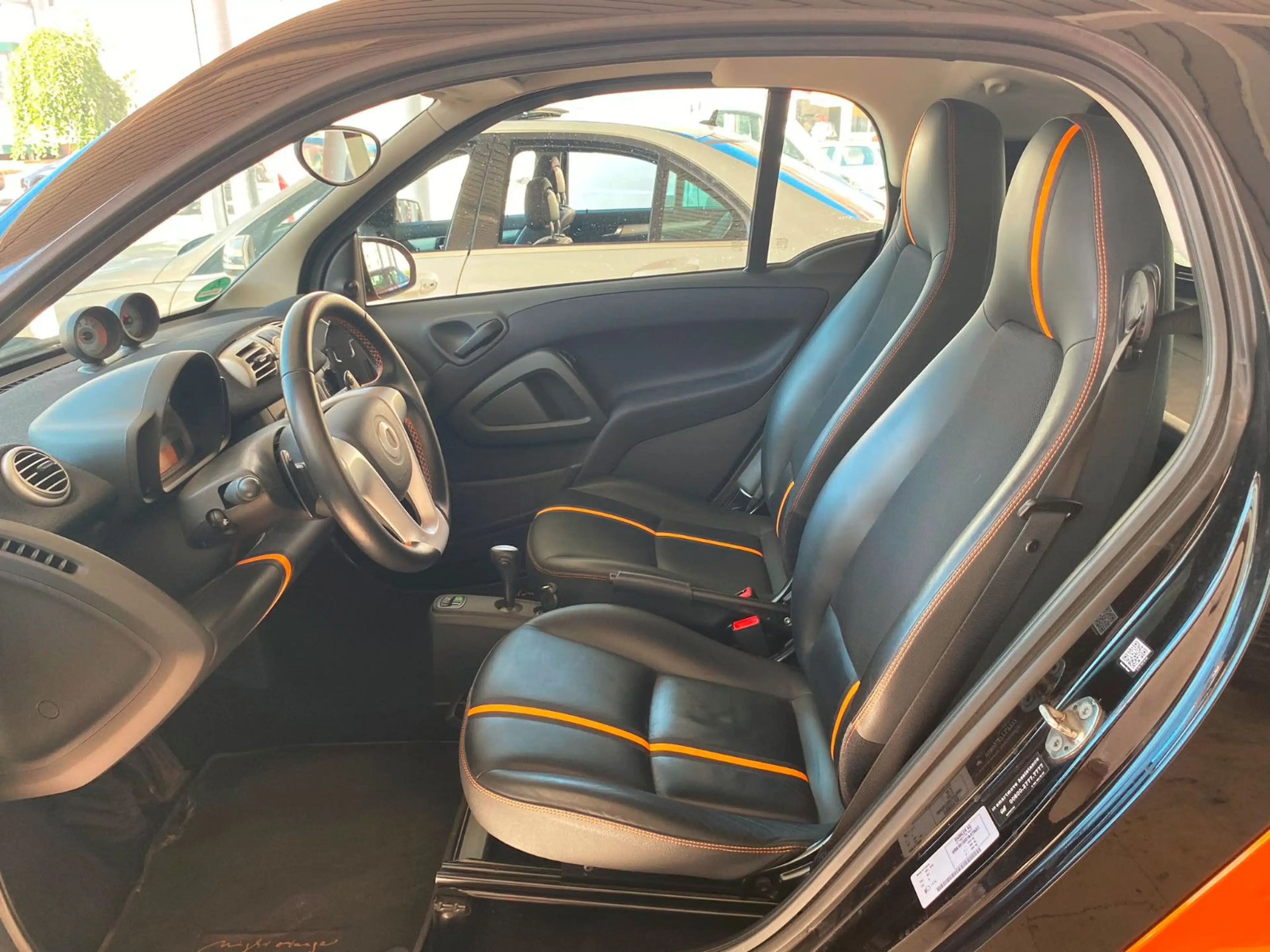 smart forTwo NightOrange MHD/1.Hd./Led/Pano/SHZ/Klima/ — photo 14