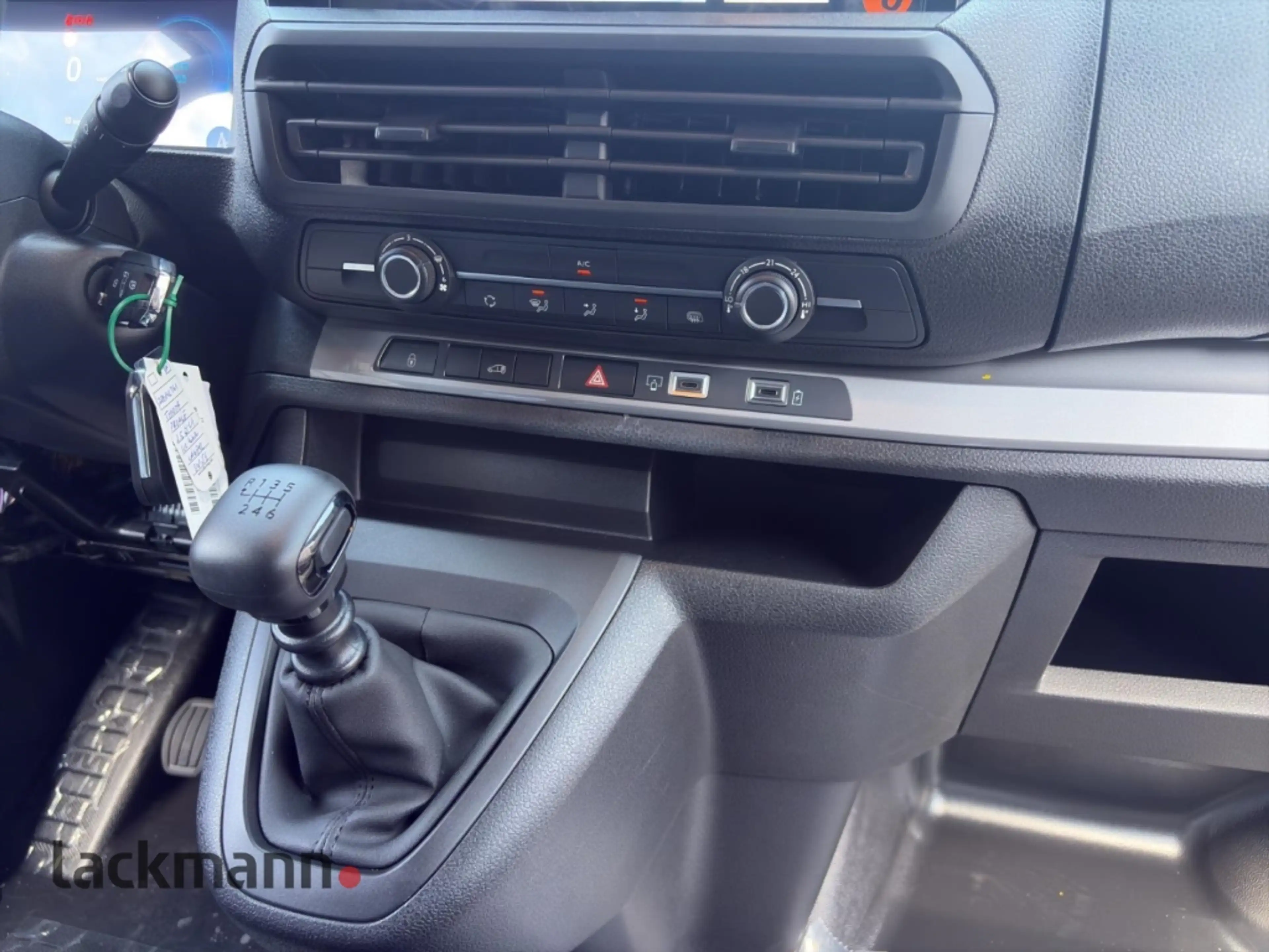 Toyota Proace Kasten Meister 1,5 D-4D 88 kW (120 PS) Start-Stopp — photo 12