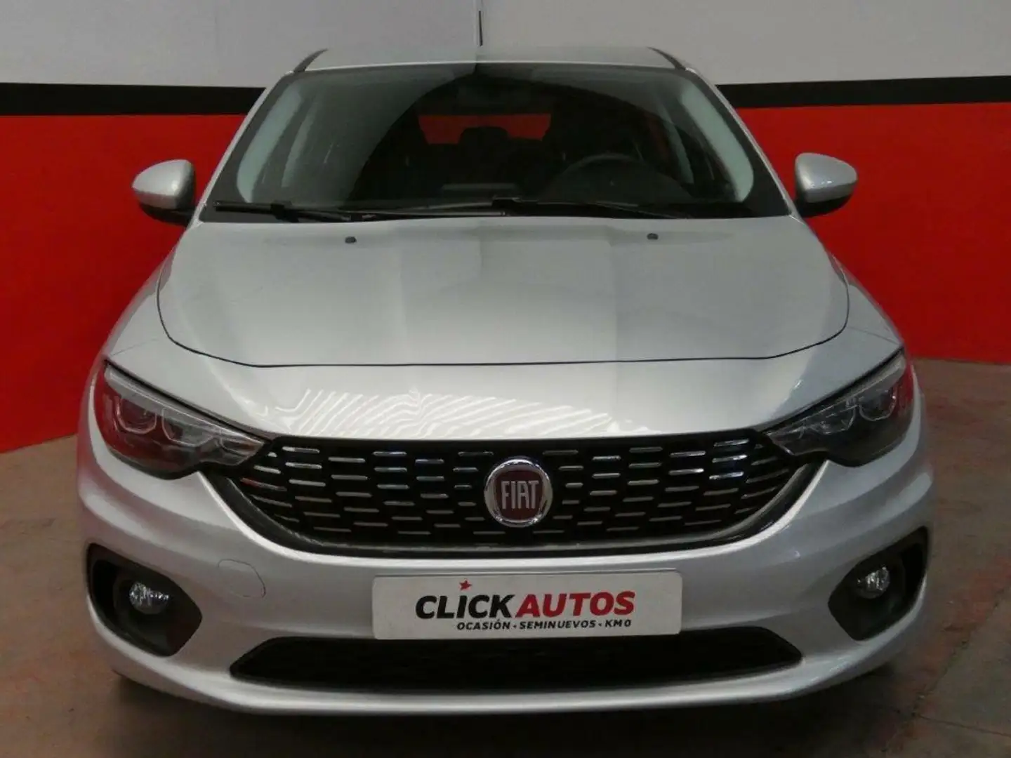 Fiat Tipo 1.3 MJET 95CV Mirror 5P Gris - 2
