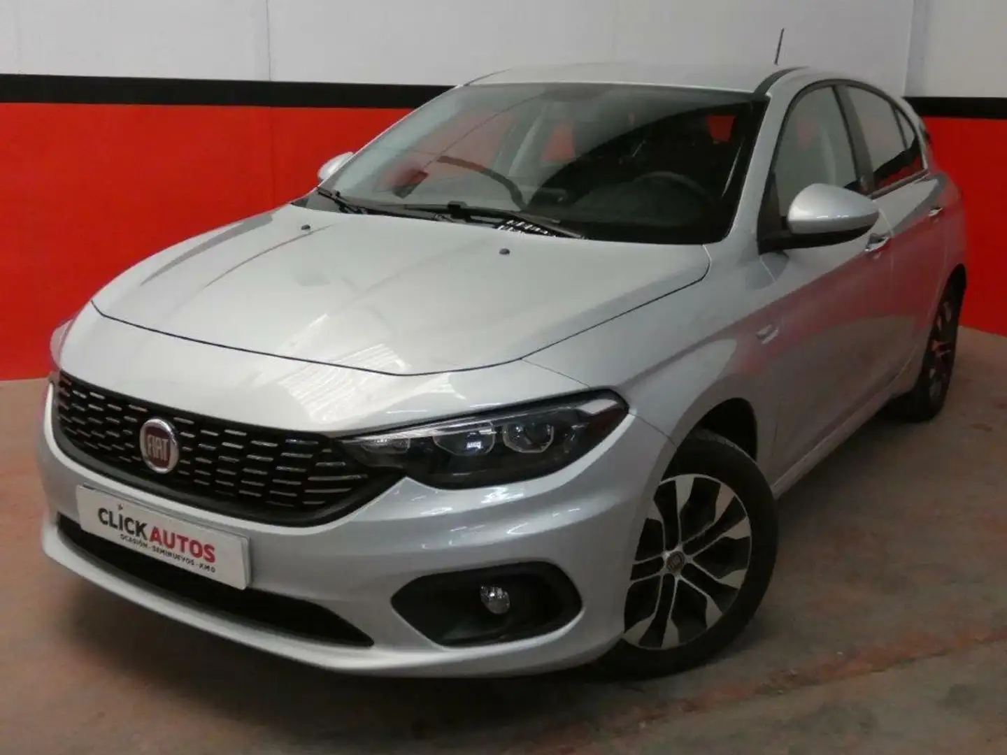 Fiat Tipo 1.3 MJET 95CV Mirror 5P Gris - 1