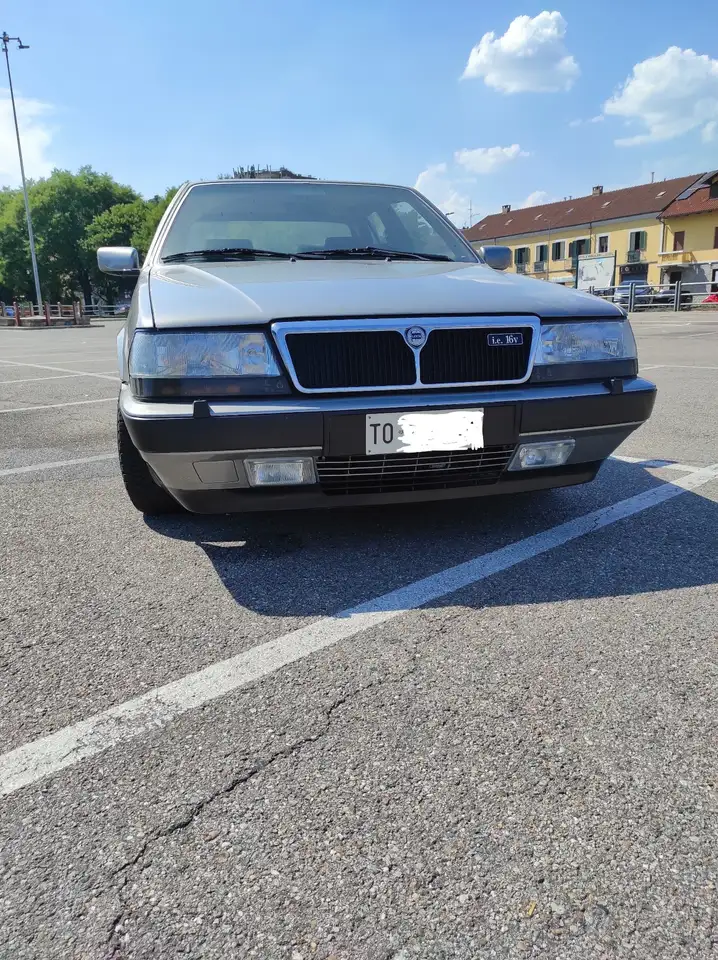Lancia Thema 2.0 ie 16v cat., foto 3
