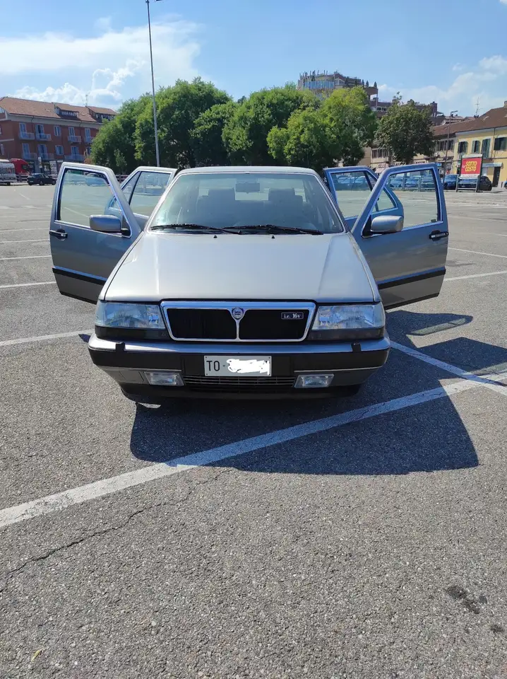 Lancia Thema 2.0 ie 16v cat., foto 8