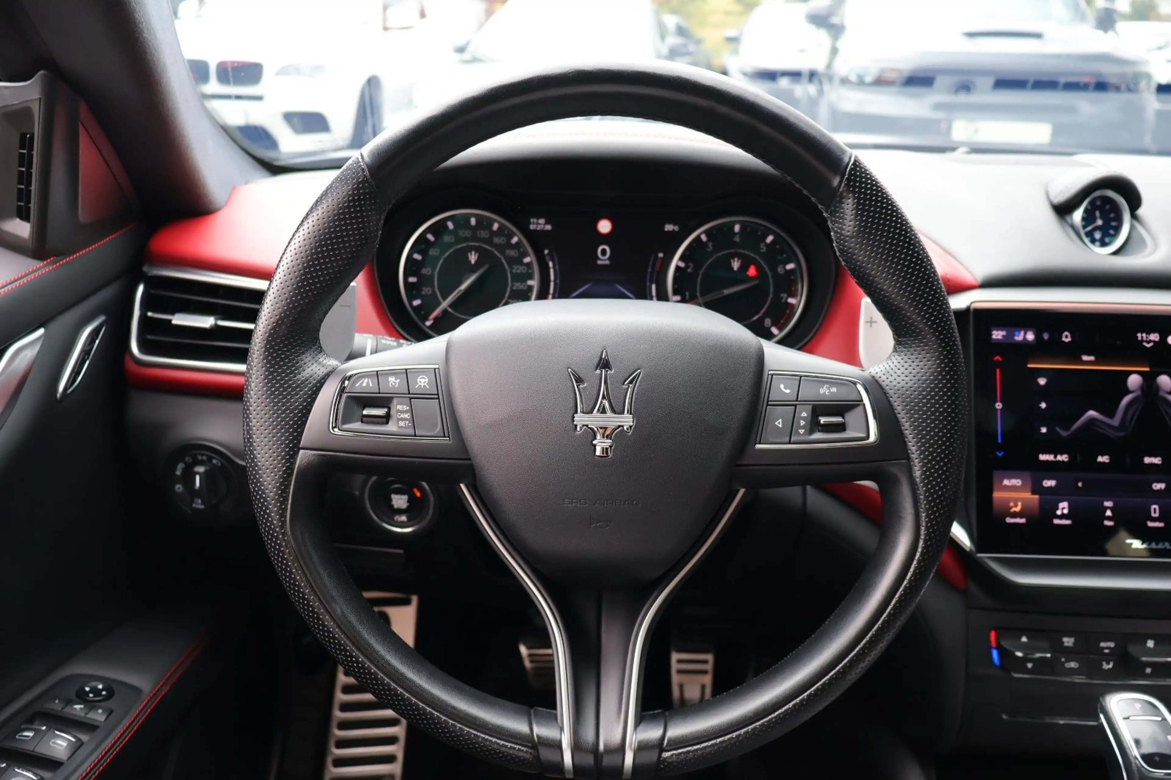 Maserati Ghibli 3.0 V6 MODENA S Q4 4WD/360°KAMERA/CARPLAY — photo 14