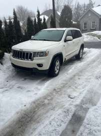 4WD 4dr Laredo