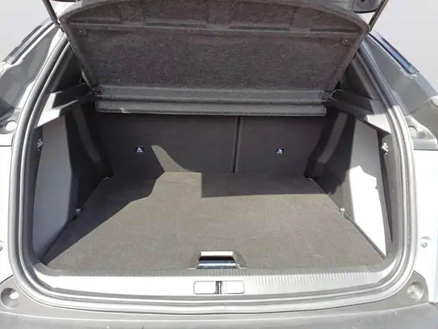 Peugeot 2008 view 7